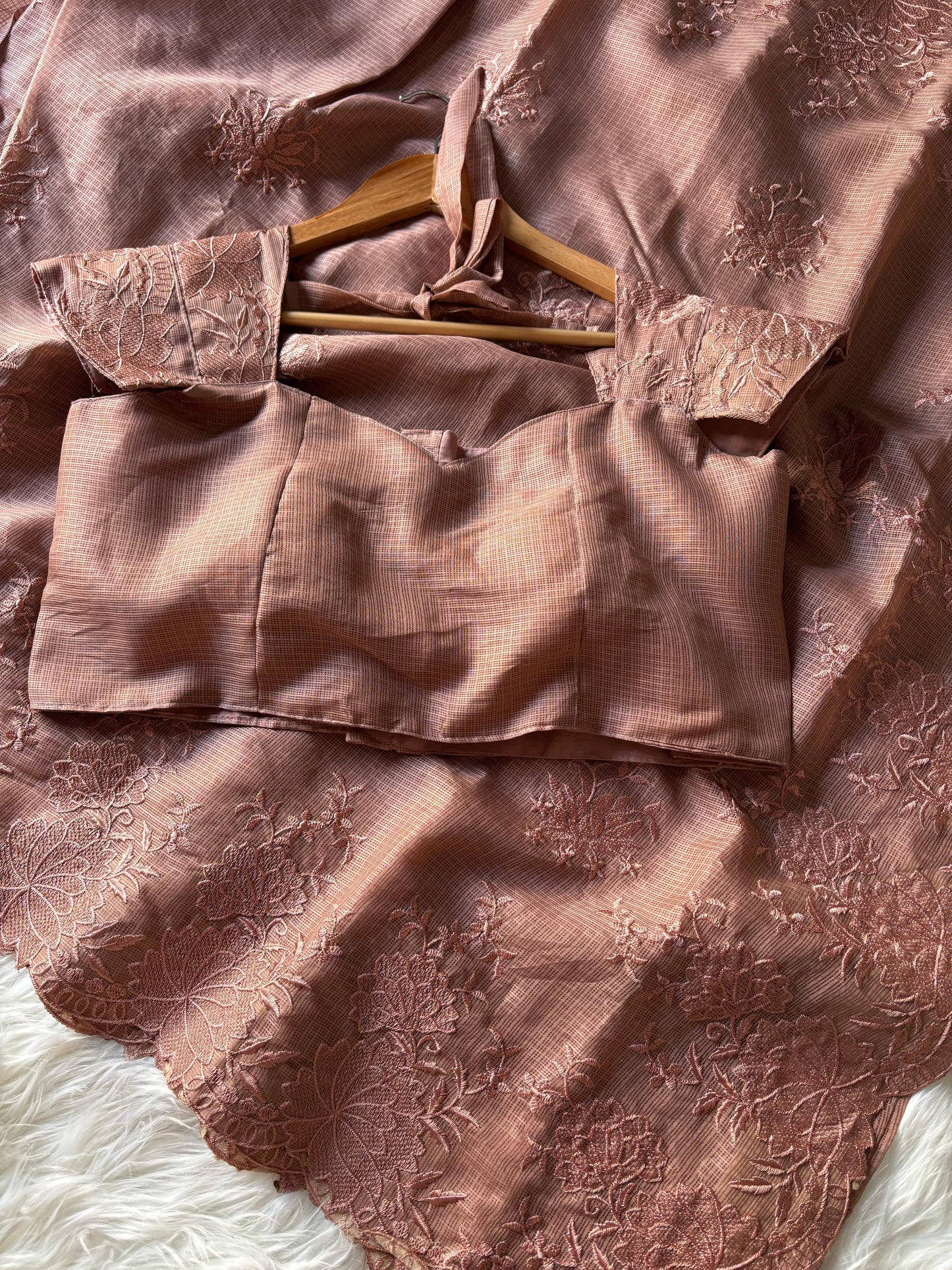 Kota chex saree with Stitched Blouse luxe