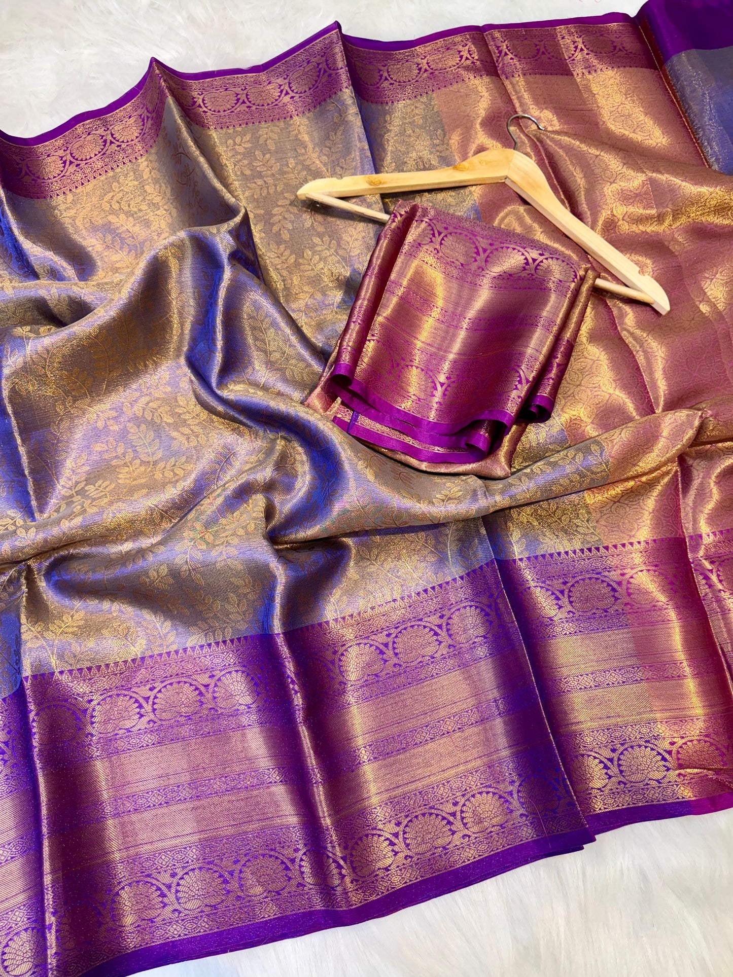 Banarasi Sarees with pure weaving