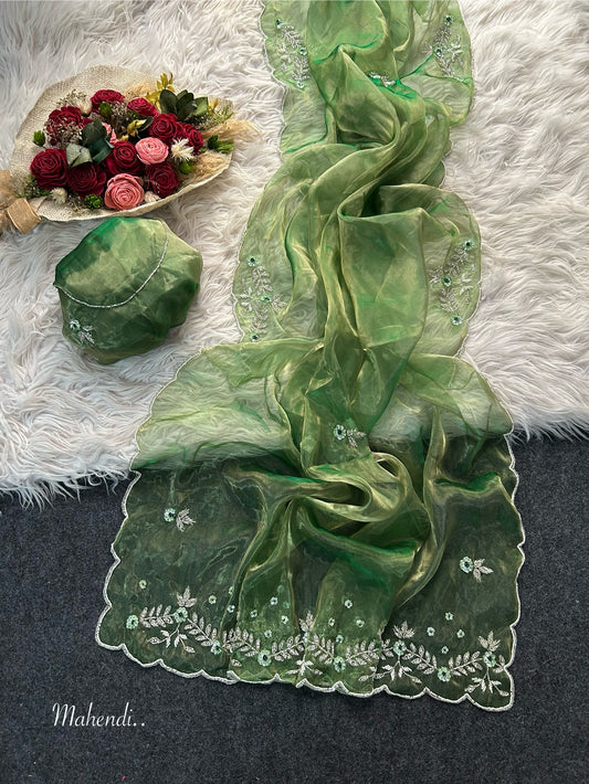 Dreamy Work Trendy Saree