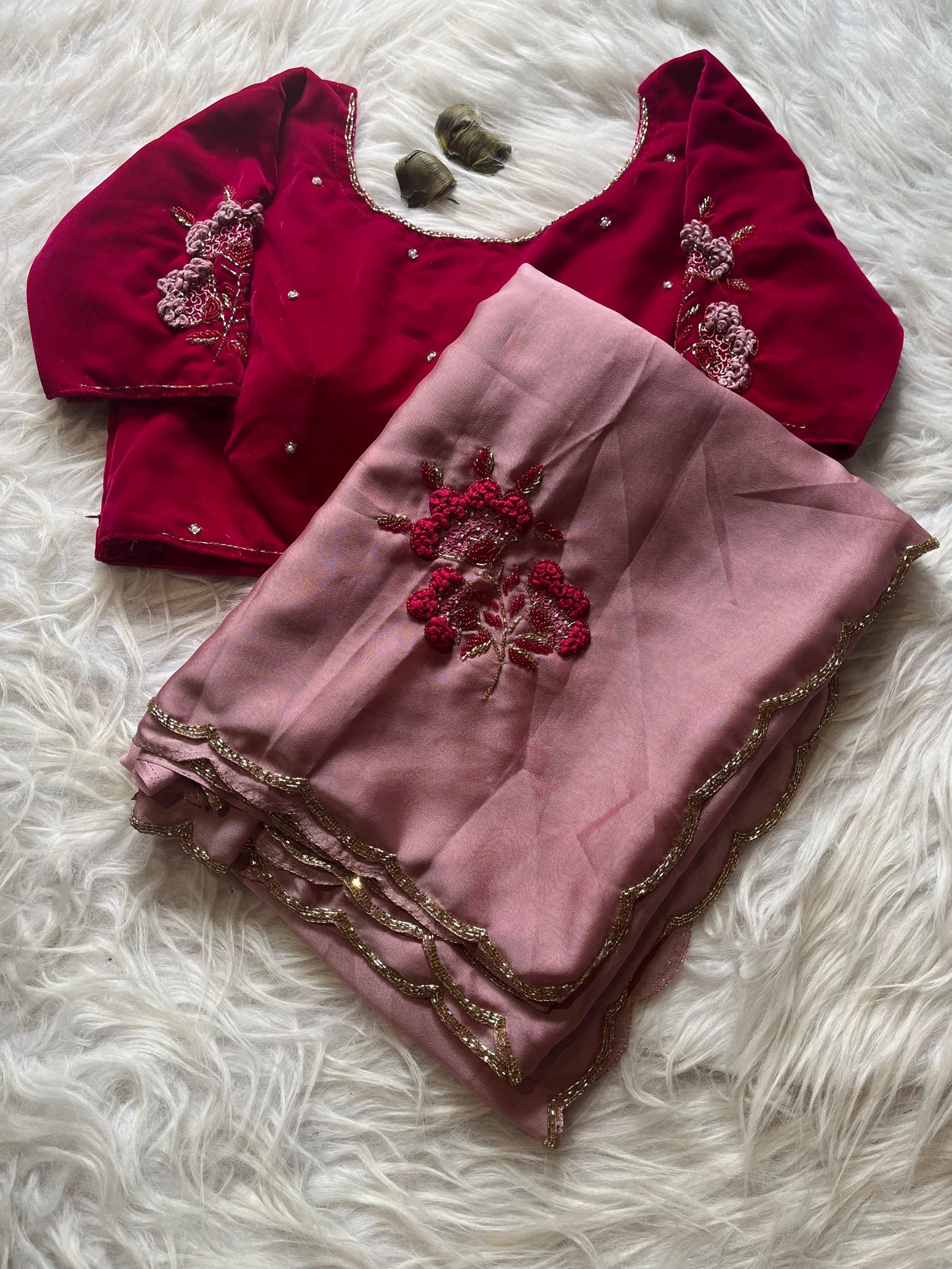 Saree With Stitched Blouse Velvet