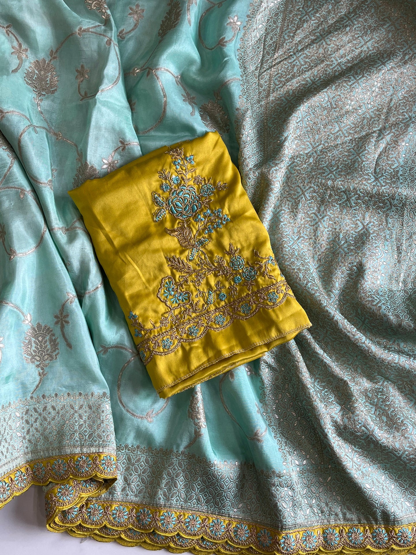 Banarasi Pattu Luxe Sarees