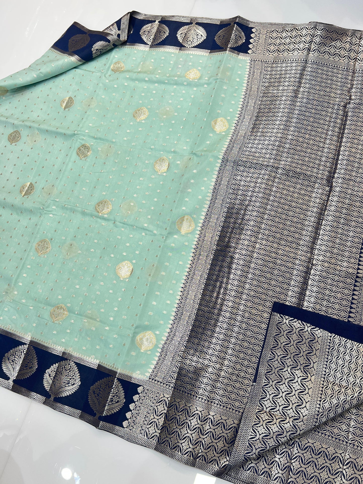 Raw Mango Silk Saree Luxe