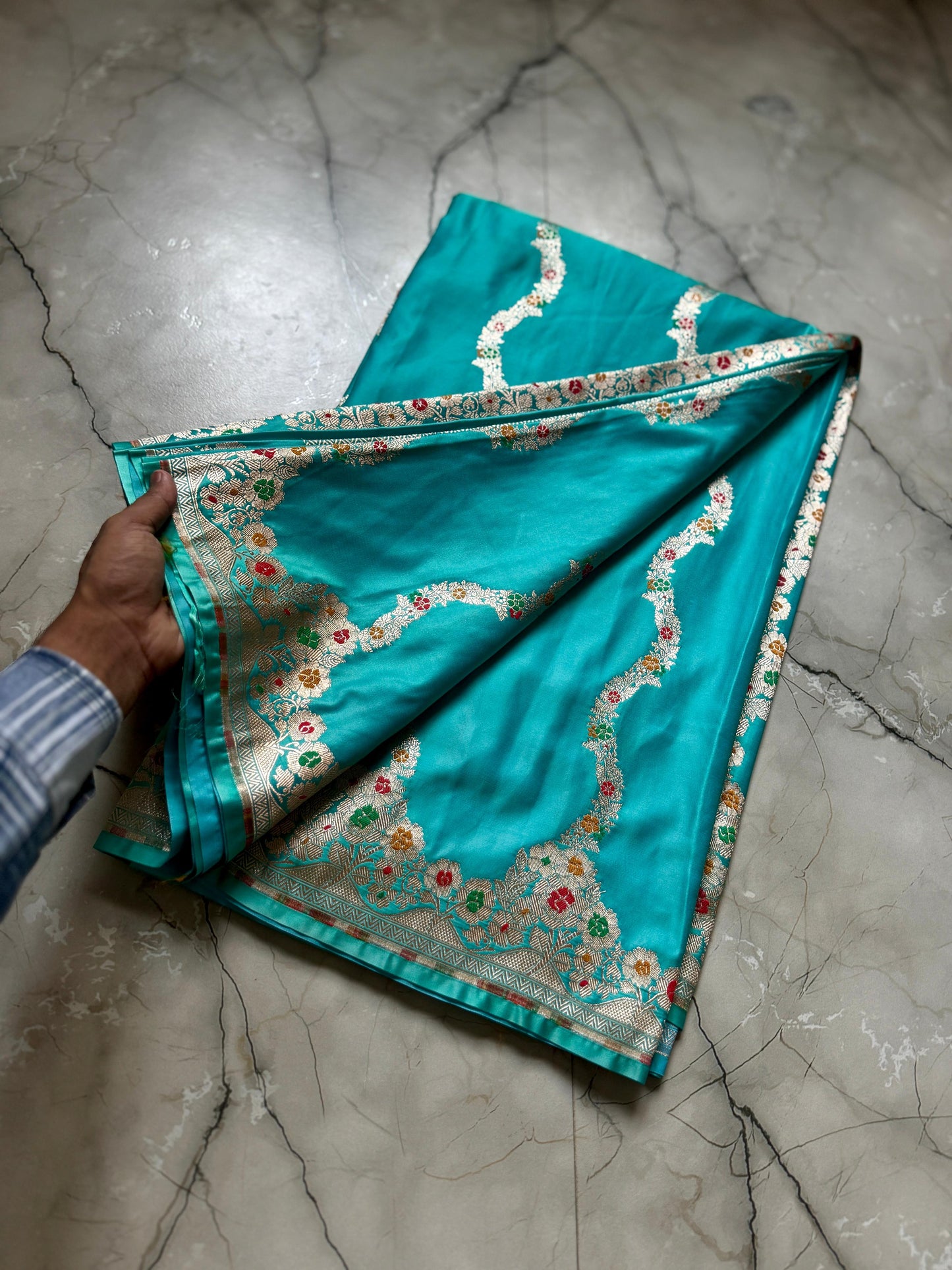 Banarasi Handloom Pure Luxe Mashru silk saree
