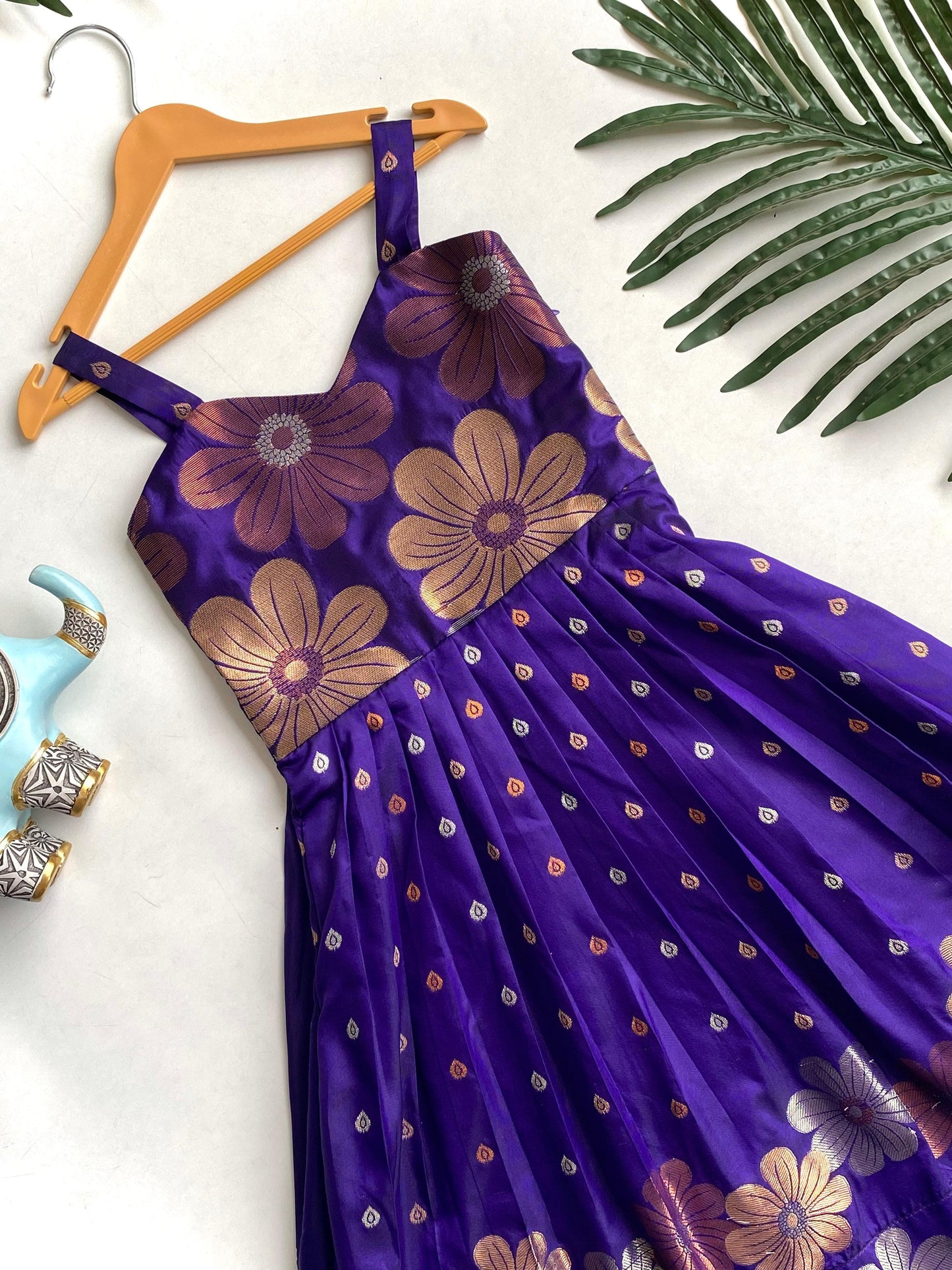 Little Petals: Floral Dresses for Every Occasion" Kids
