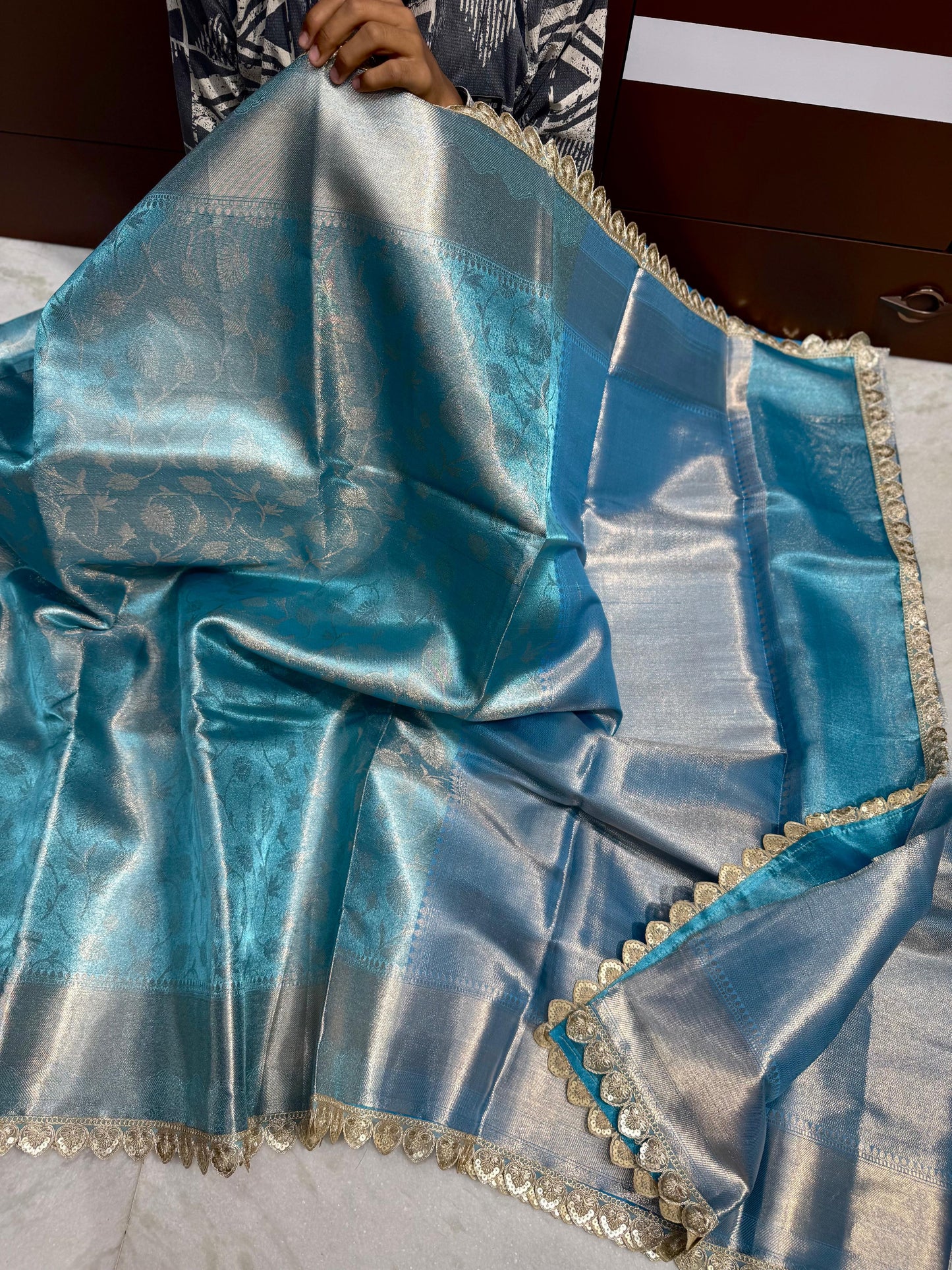 Banarasi tisuuws classic saree budget