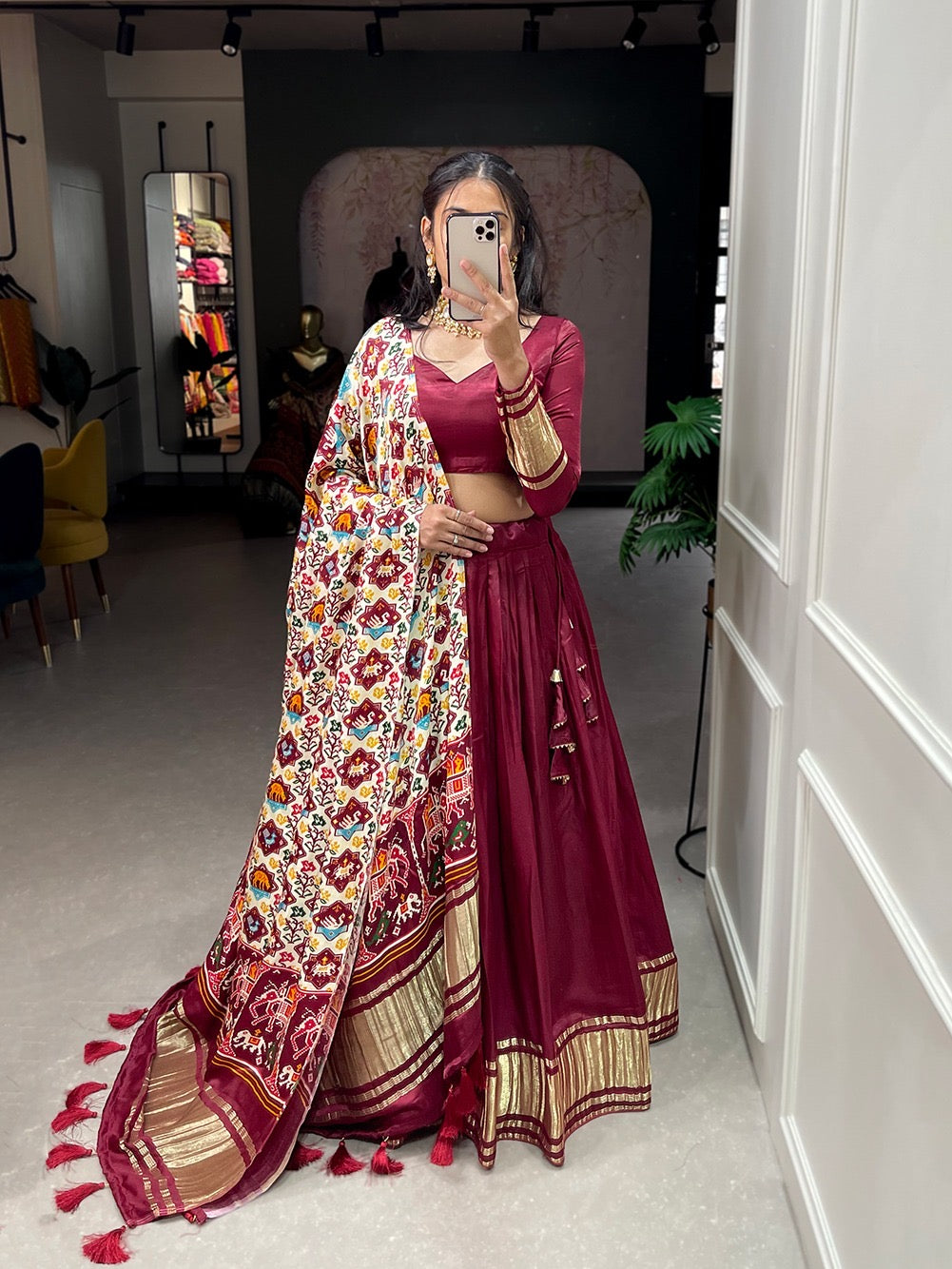 Patola/pichwai duppata with Lehengas gaji silk sets