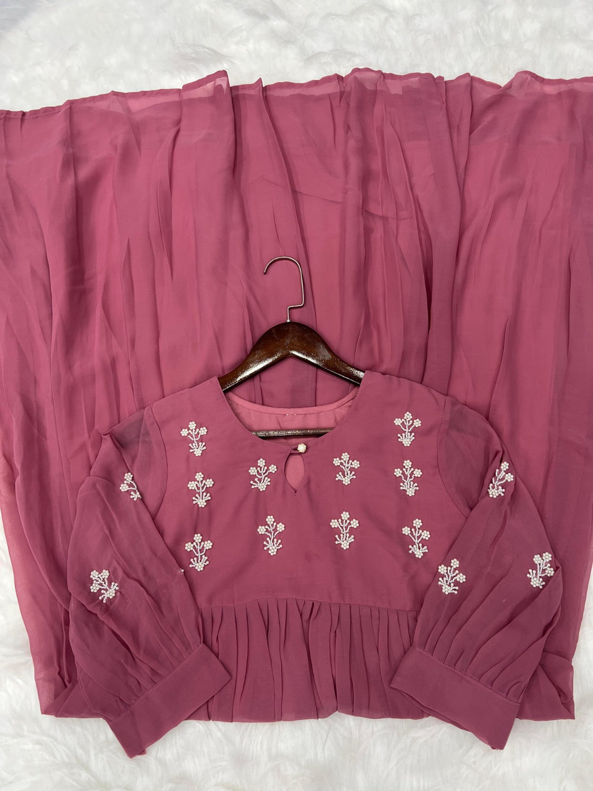 Maggak work gowns
