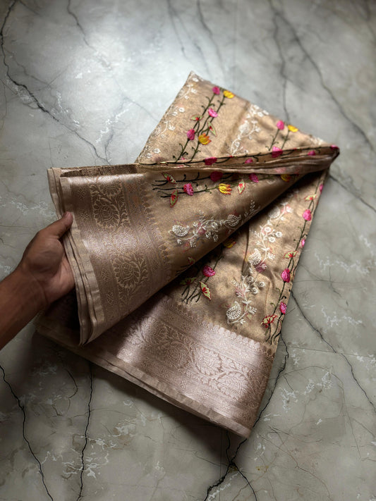 Banarasi Premium soft tissue Trendy Saree