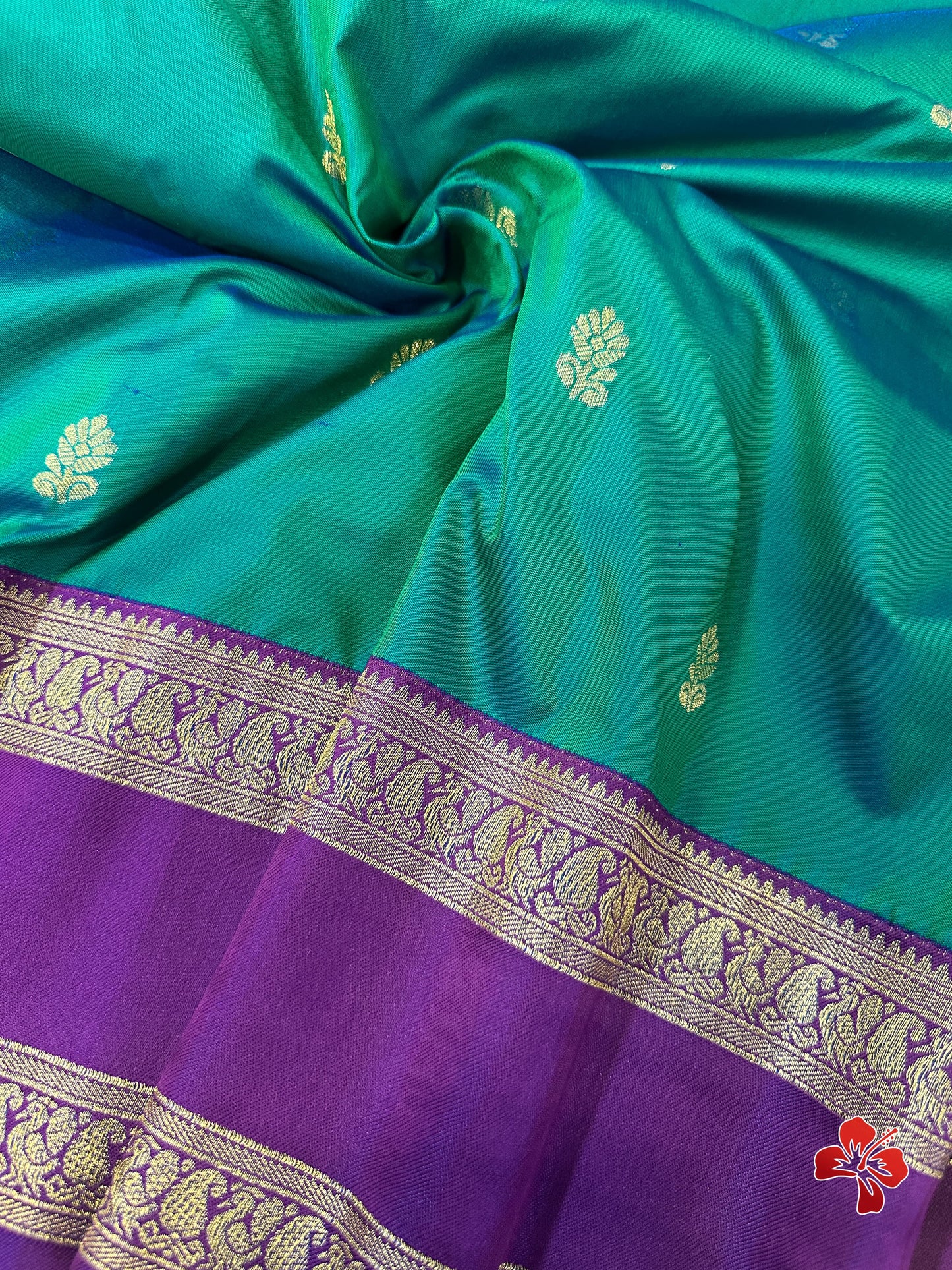 Evergreen Traditional Classic sarees Semi Kanjivaram