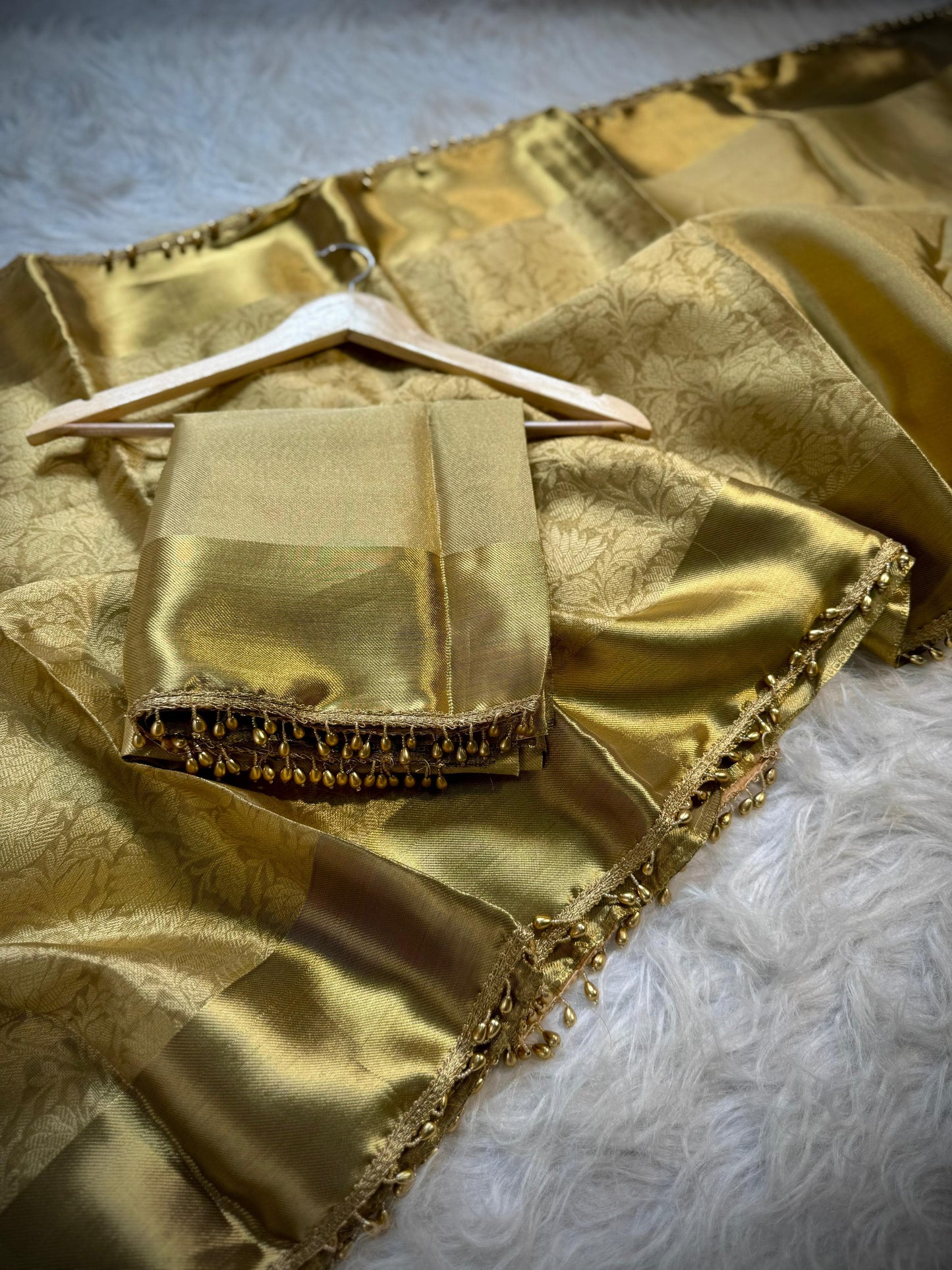 Festival Kanchipuram Banarasi Sarees with lace for Sravanamasam