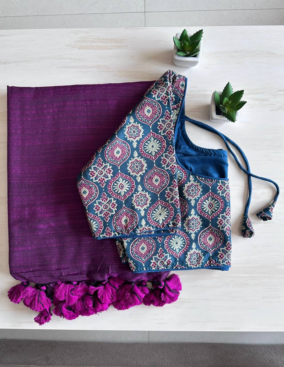 Budget Khadi Cotton with Tassels on Boarder
