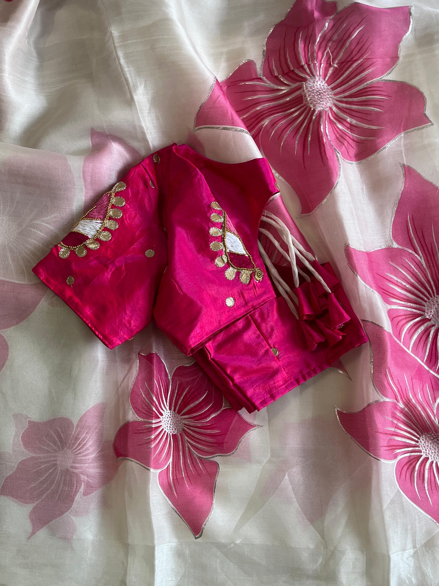 Saree With Stitched Blouse Flower