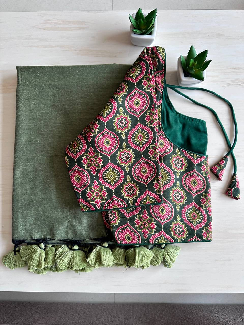 Budget Khadi Cotton with Tassels on Boarder