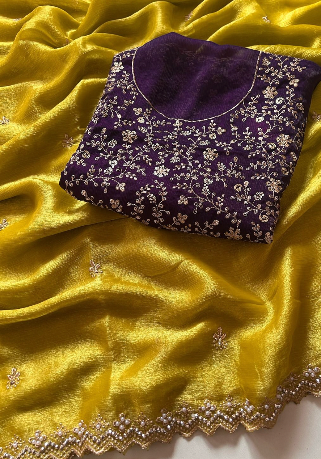 Desginer Blouse Chiffon Crush Budget saree