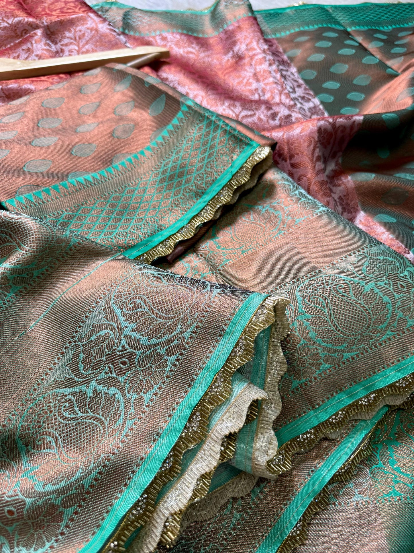 Festival Kanchipuram Banarasi Sarees with lace for Sravanamasam