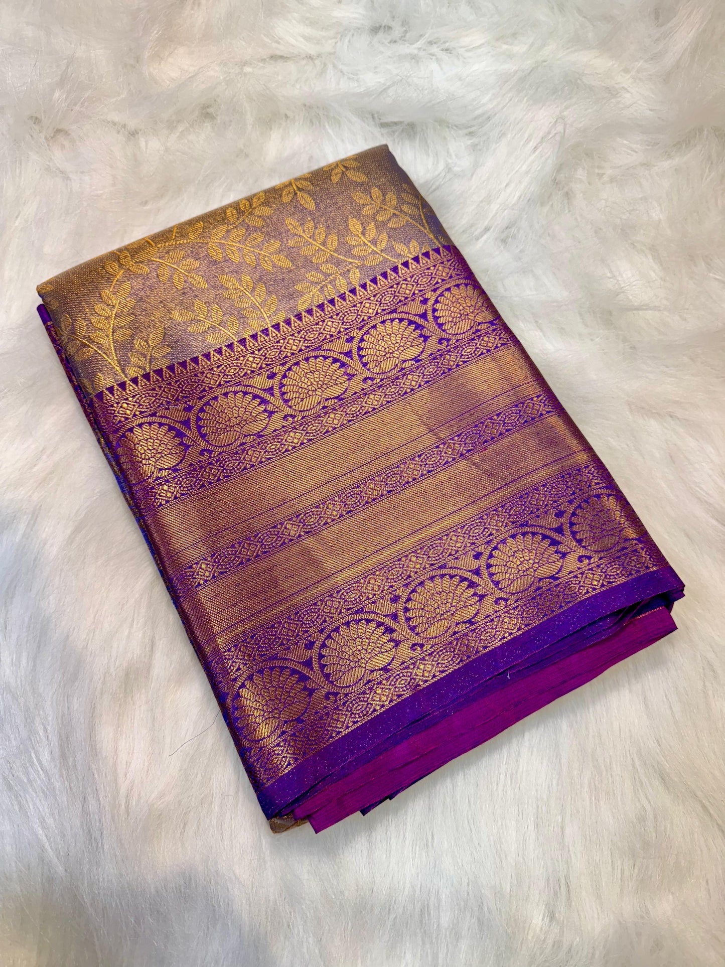 Banarasi Sarees with pure weaving