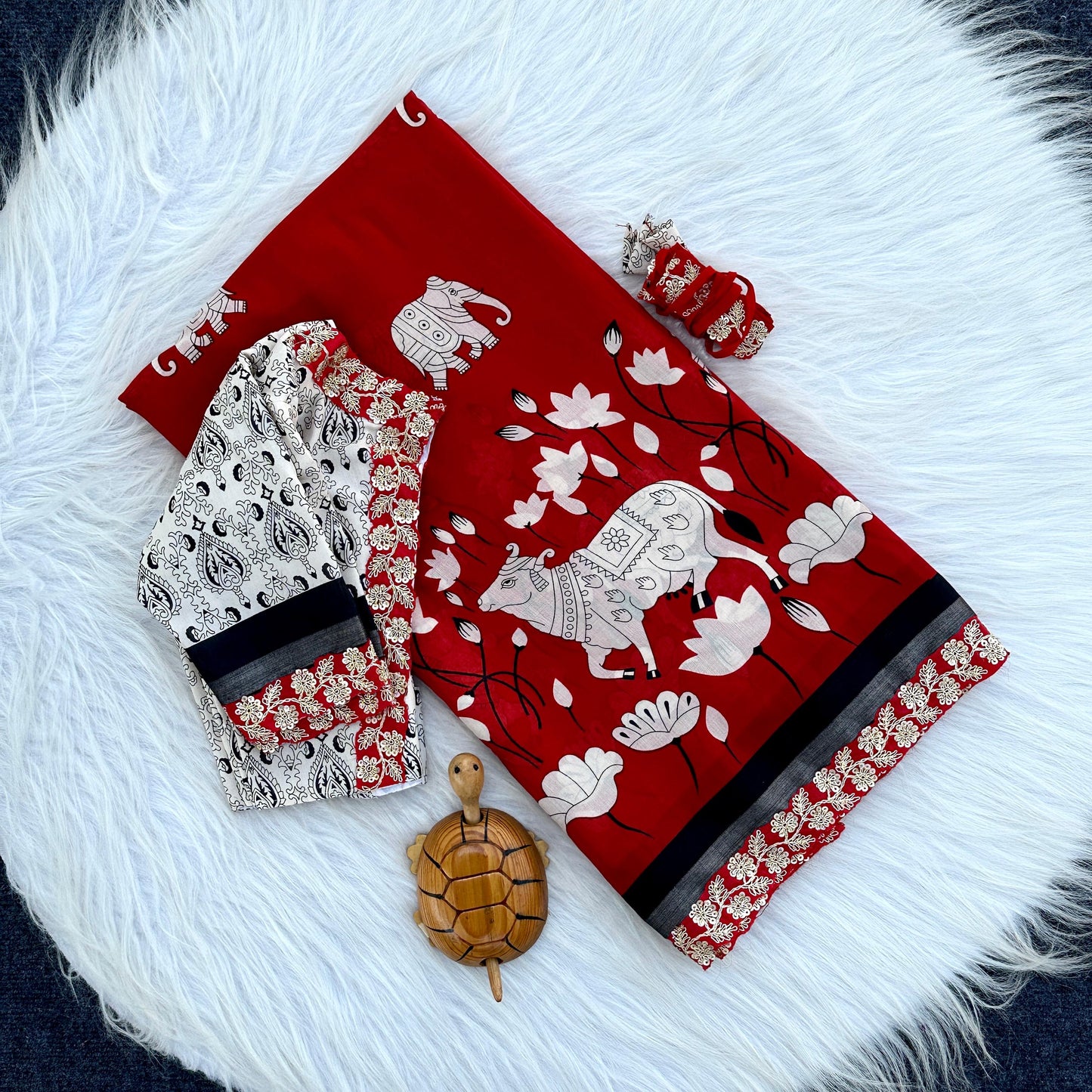 Mul mul cotton Pichwai saree with stitched blouse