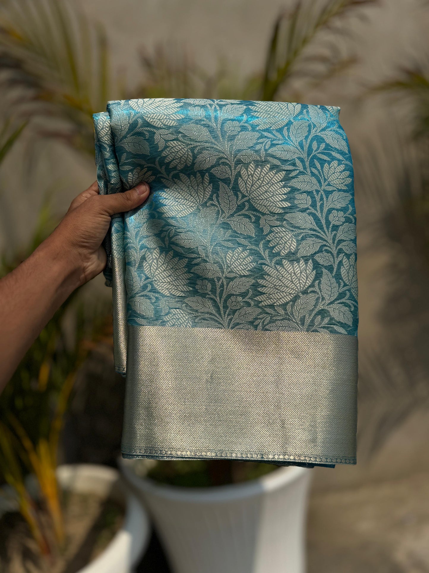 Kachi tissues sarees on offer Budget