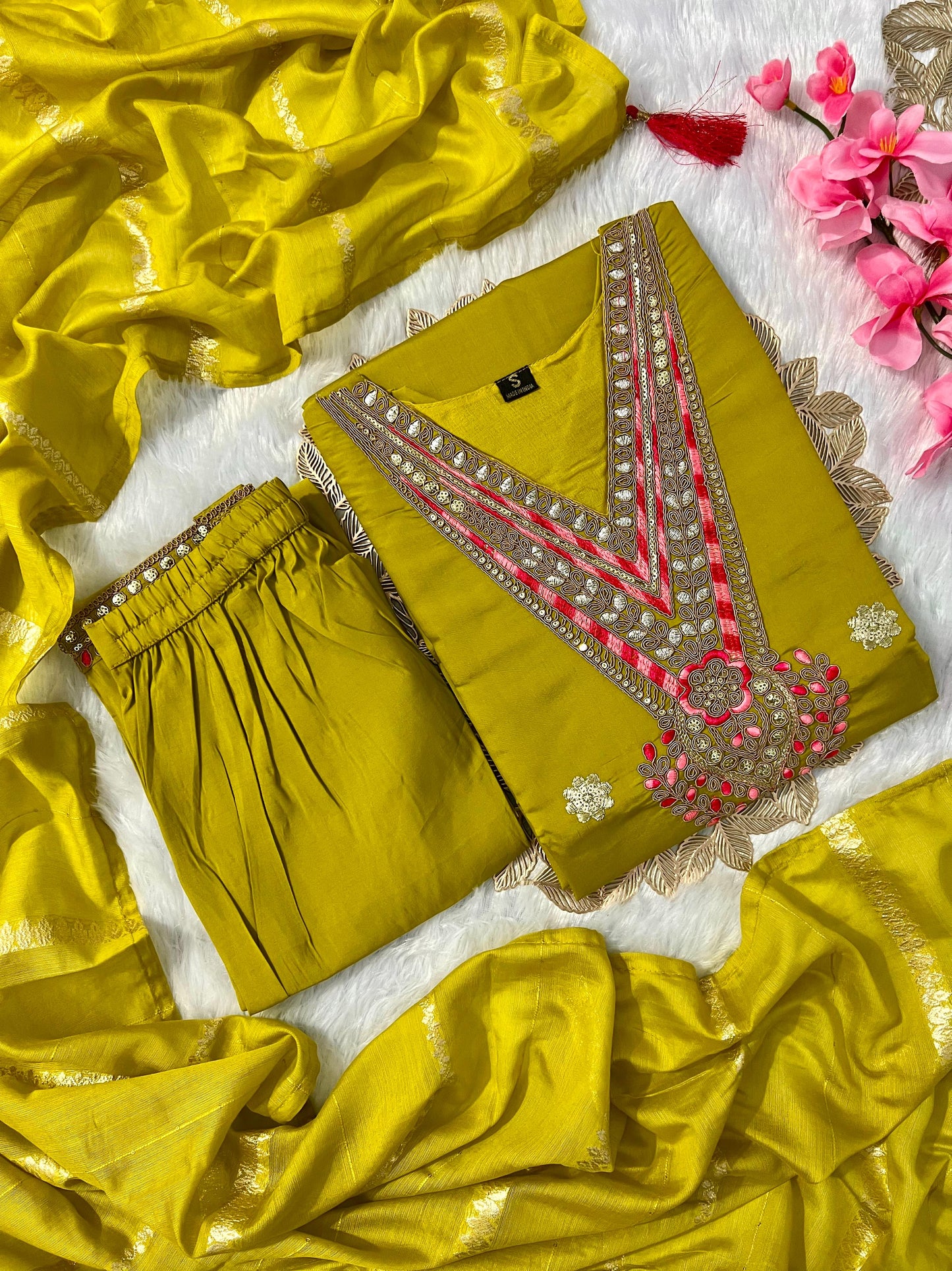 3 Pieces Embroidery Kurti Sets
