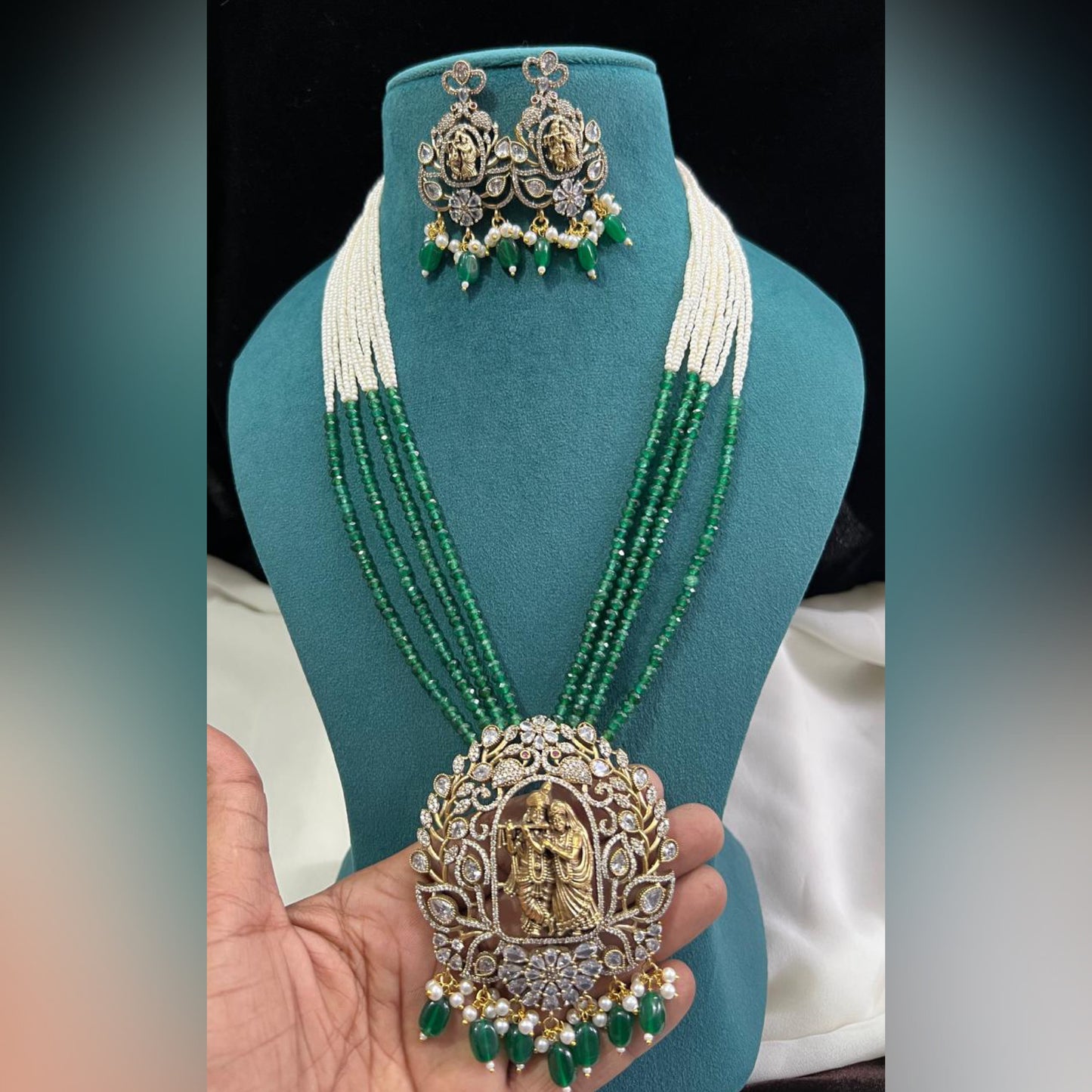 Trendy Jewellery Fancy set premium