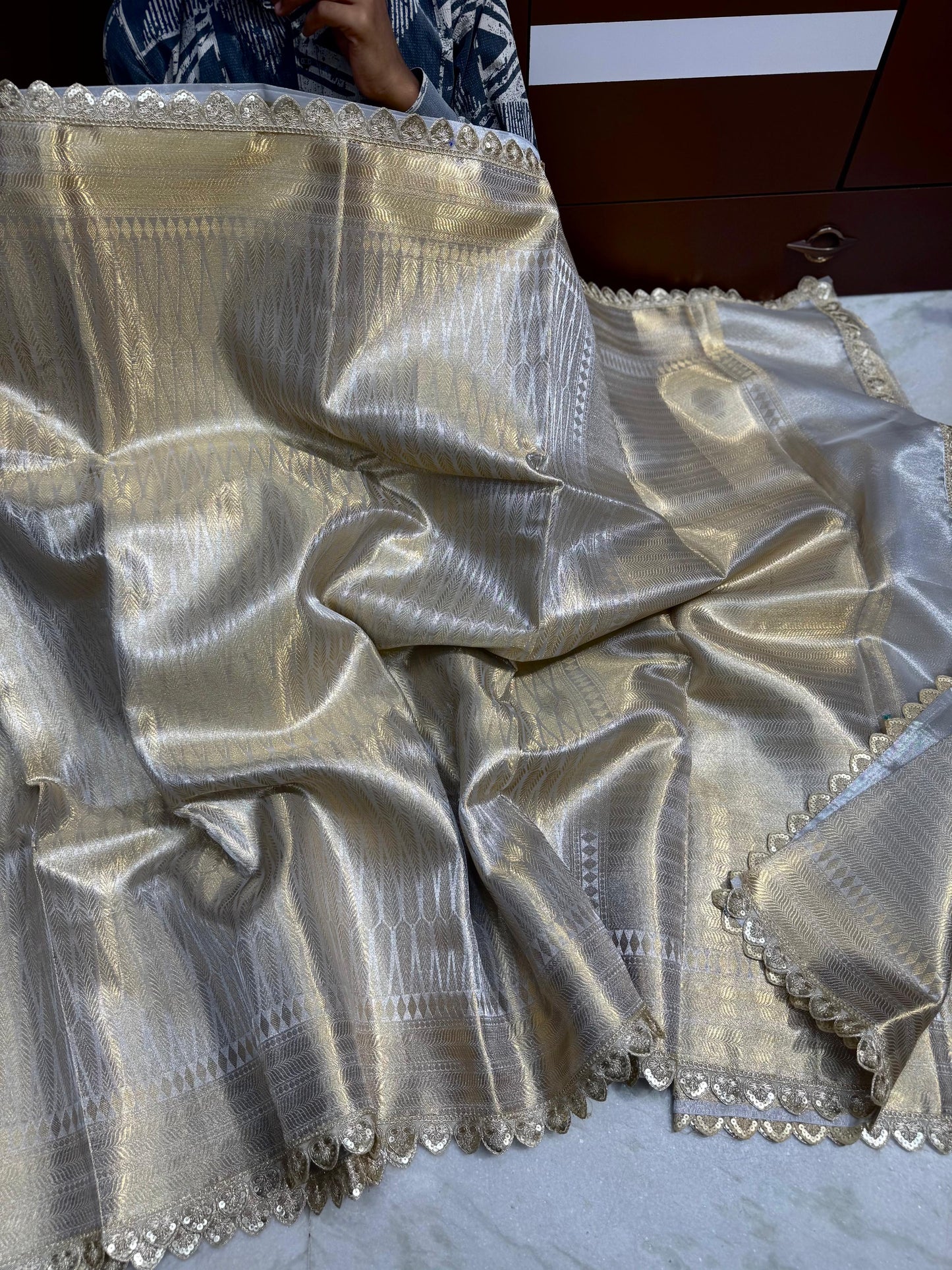 Banarasi tisuuws classic saree budget