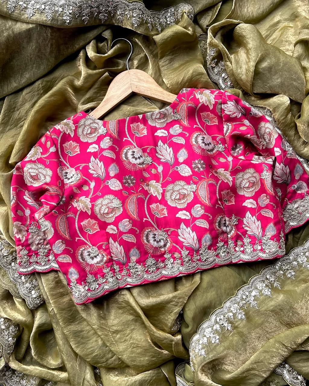 Crush Fancy Saree Budget Wear (Unstich blouse)