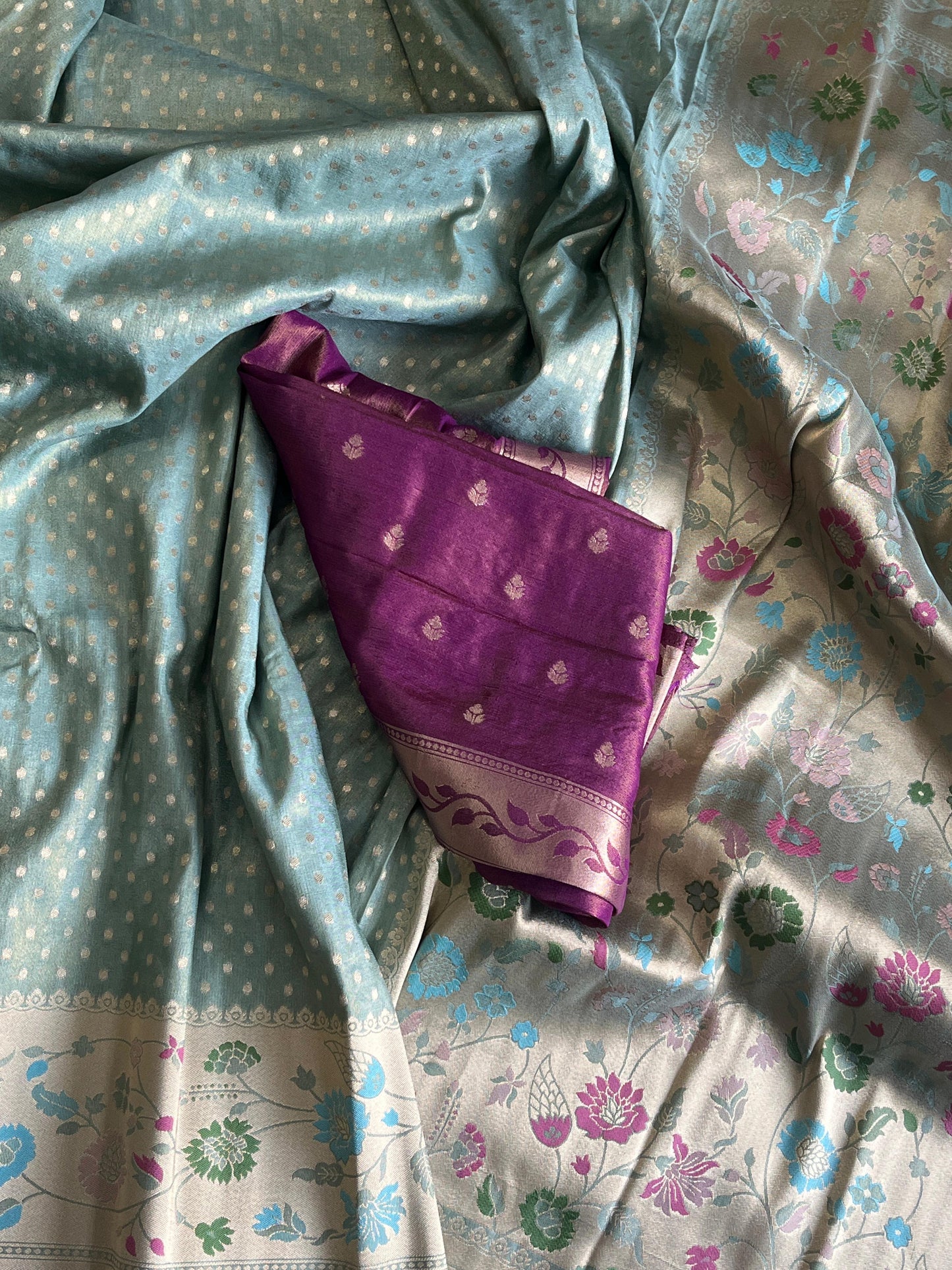 Classical Banarasi’s weaving Sarres