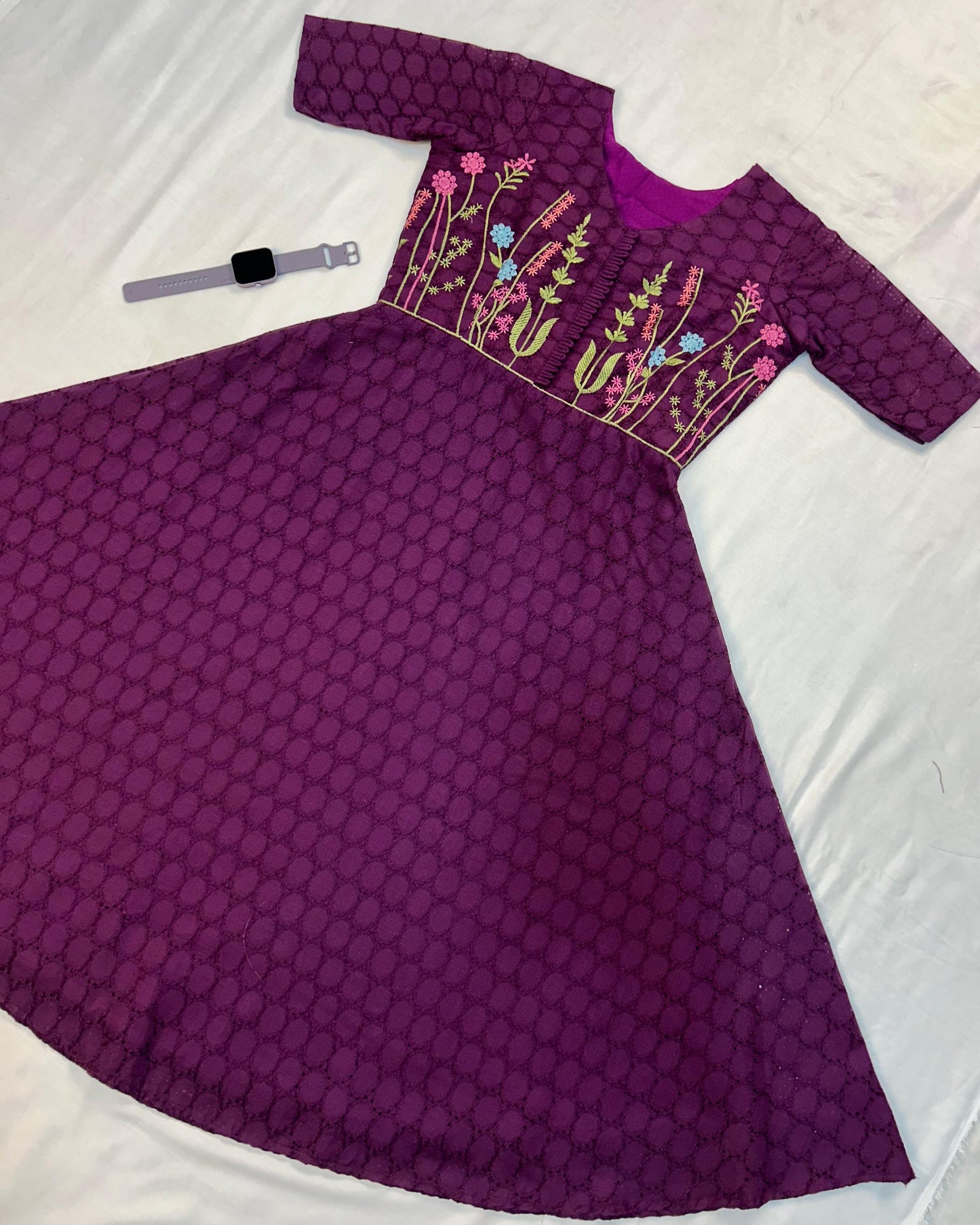 Hakoba embroidery gowns