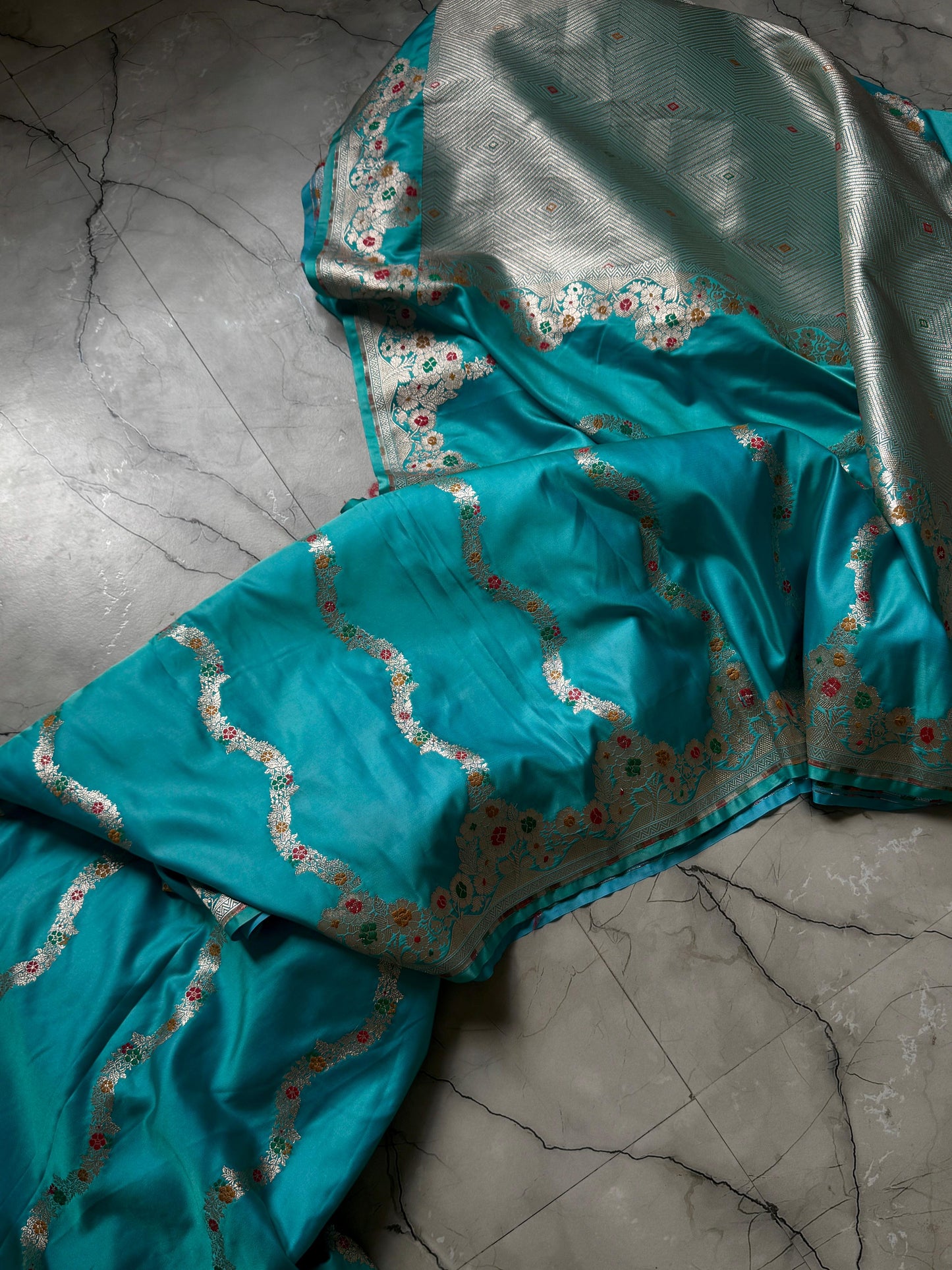 Banarasi Handloom Pure Luxe Mashru silk saree