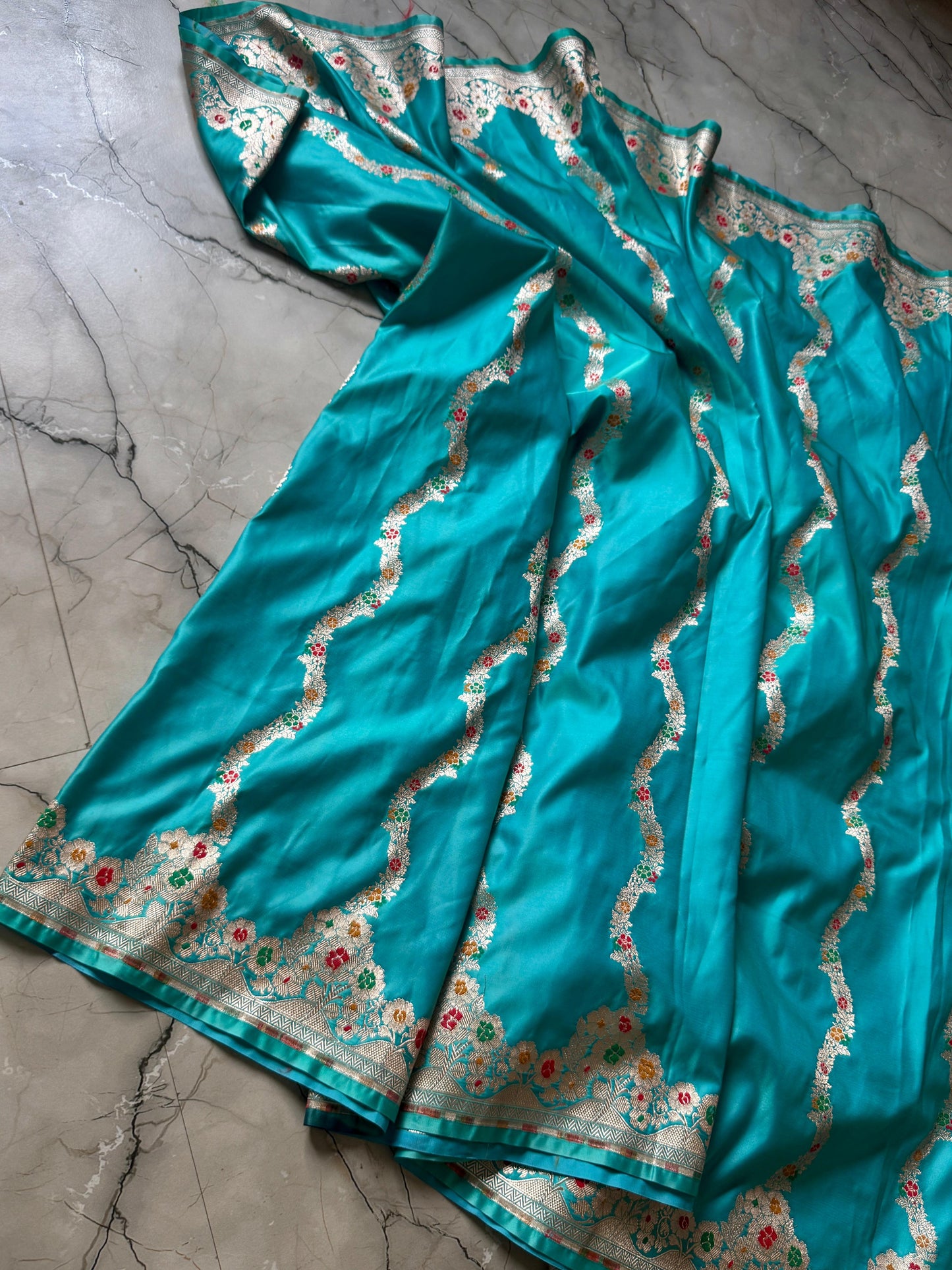 Banarasi Handloom Pure Luxe Mashru silk saree