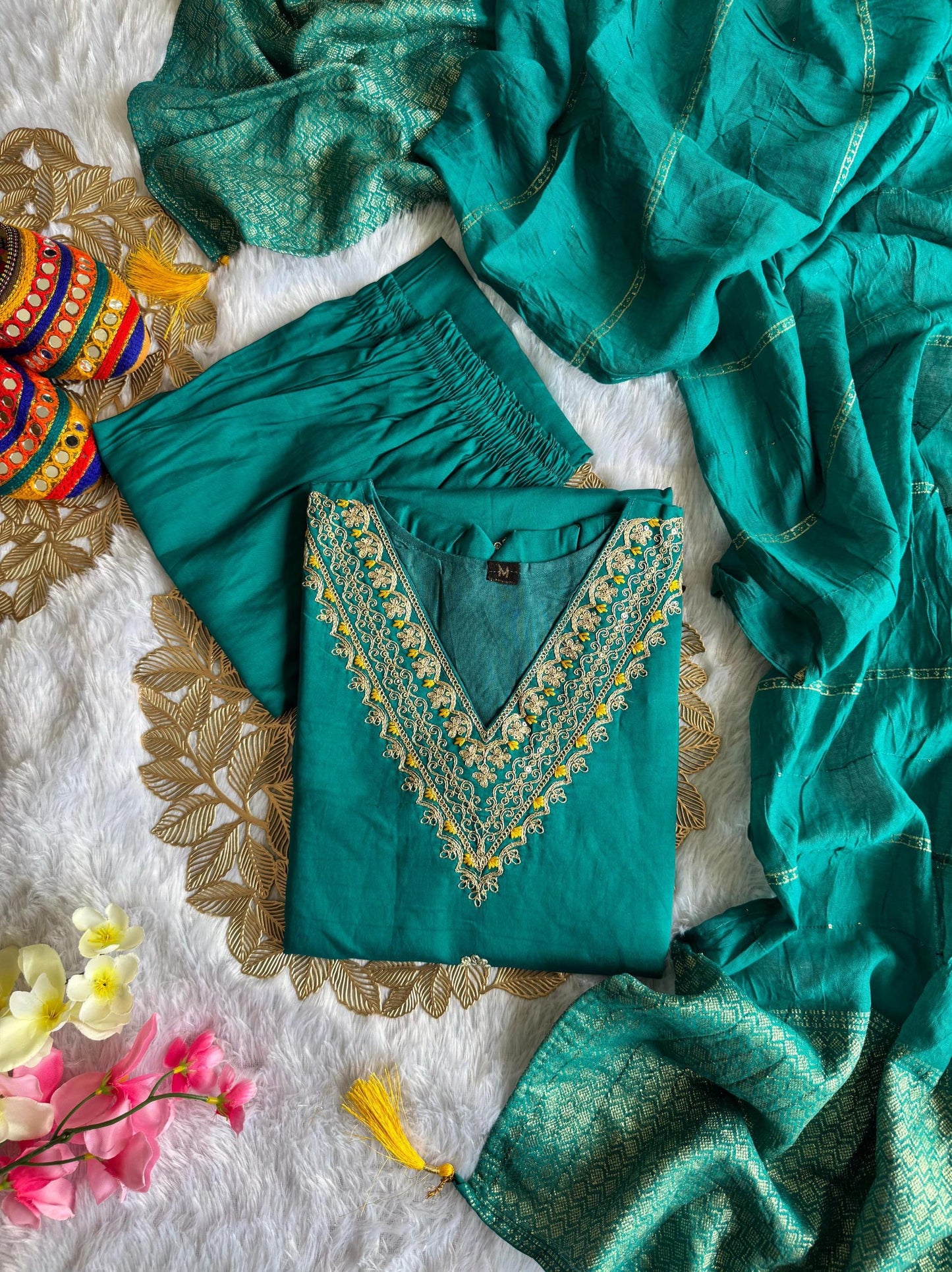 Designer Kurti Sets