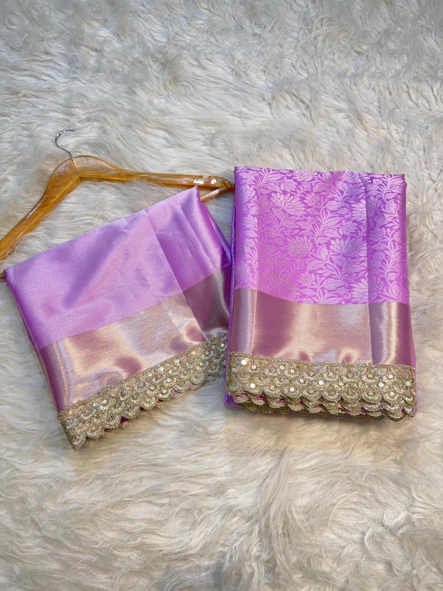 Festival Kanchipuram Banarasi with Trendy Saree lace for Sravanamasam