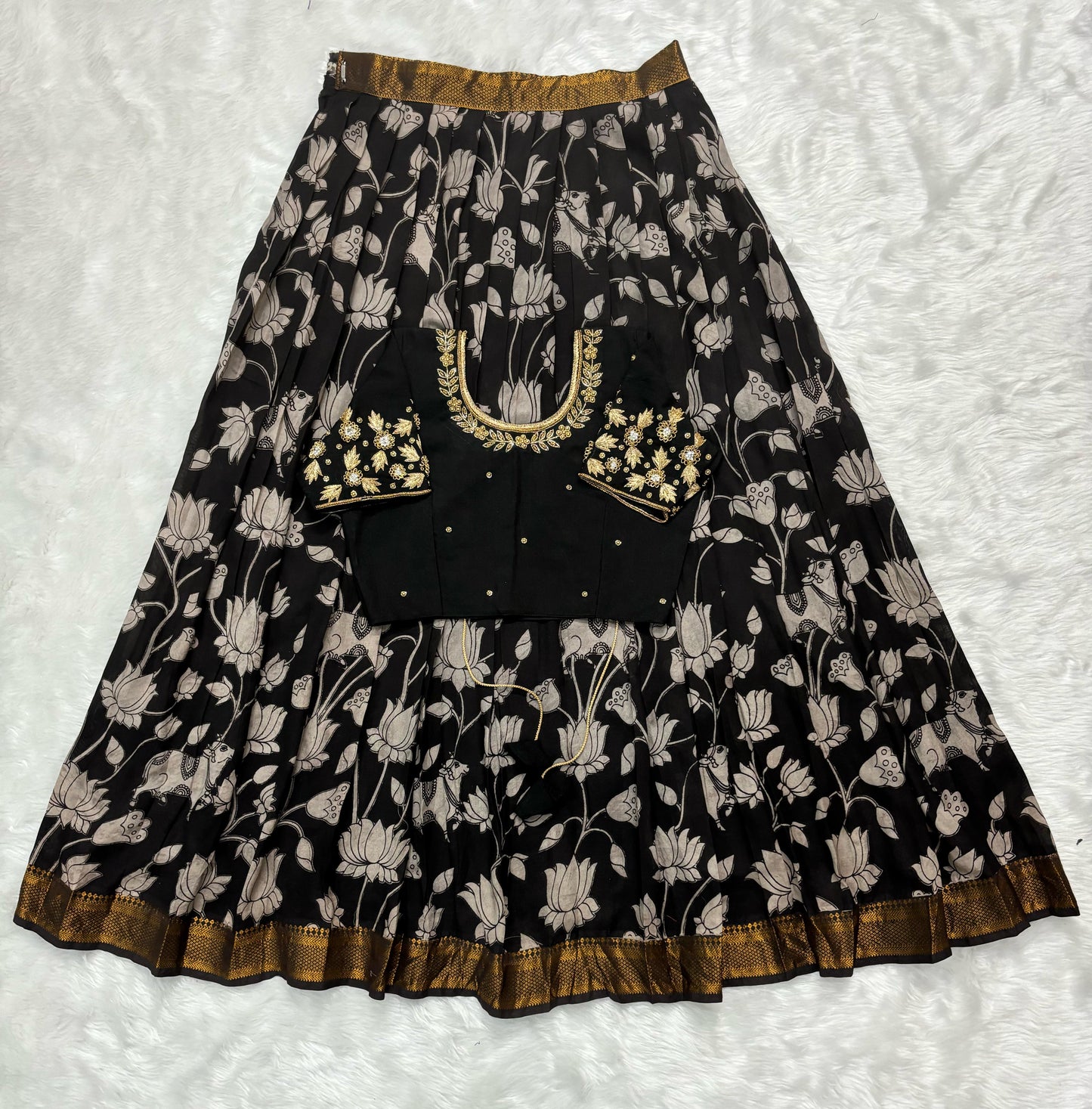 Kid Chennuri Silk Maggam Work Lehengas /crop top