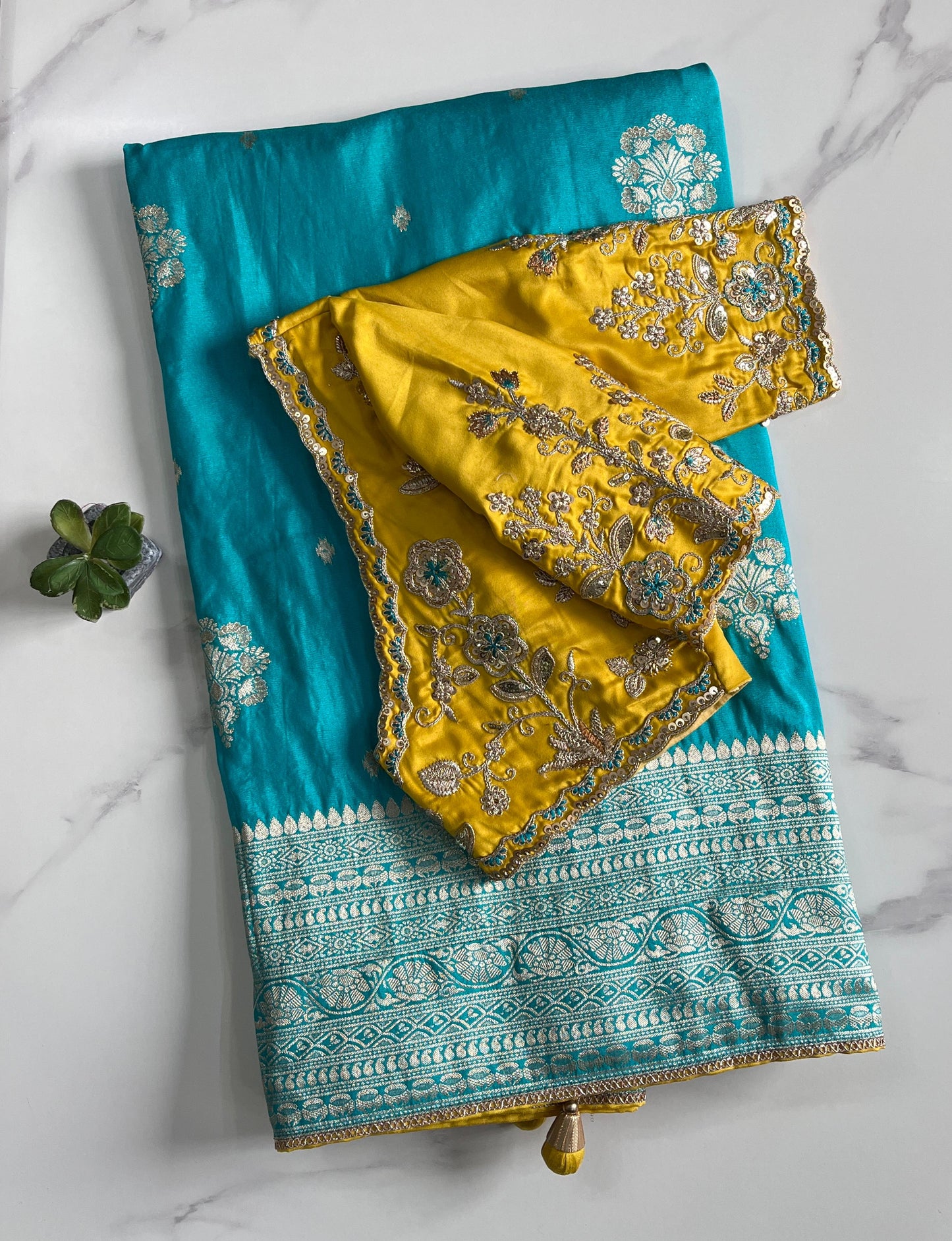 Exclusive Desgin Saree with Luxe stitched Blouse