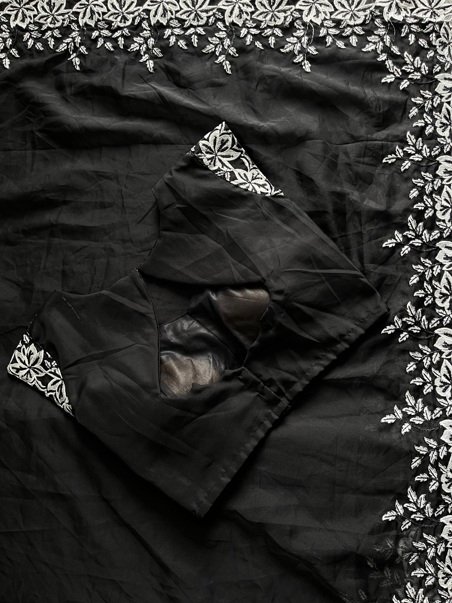 Tabi silk saree with white thread work on saree with stiched blouse