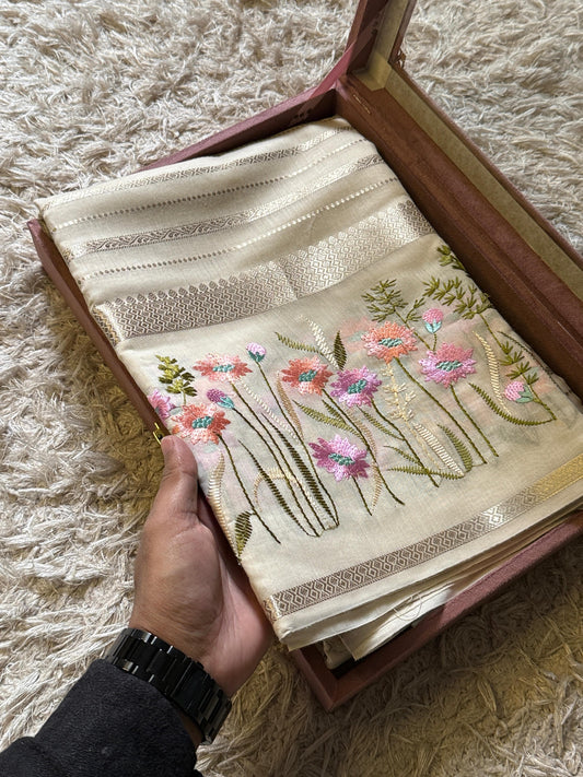 Vintage Banarasi cotton soft silk Meenakari saree