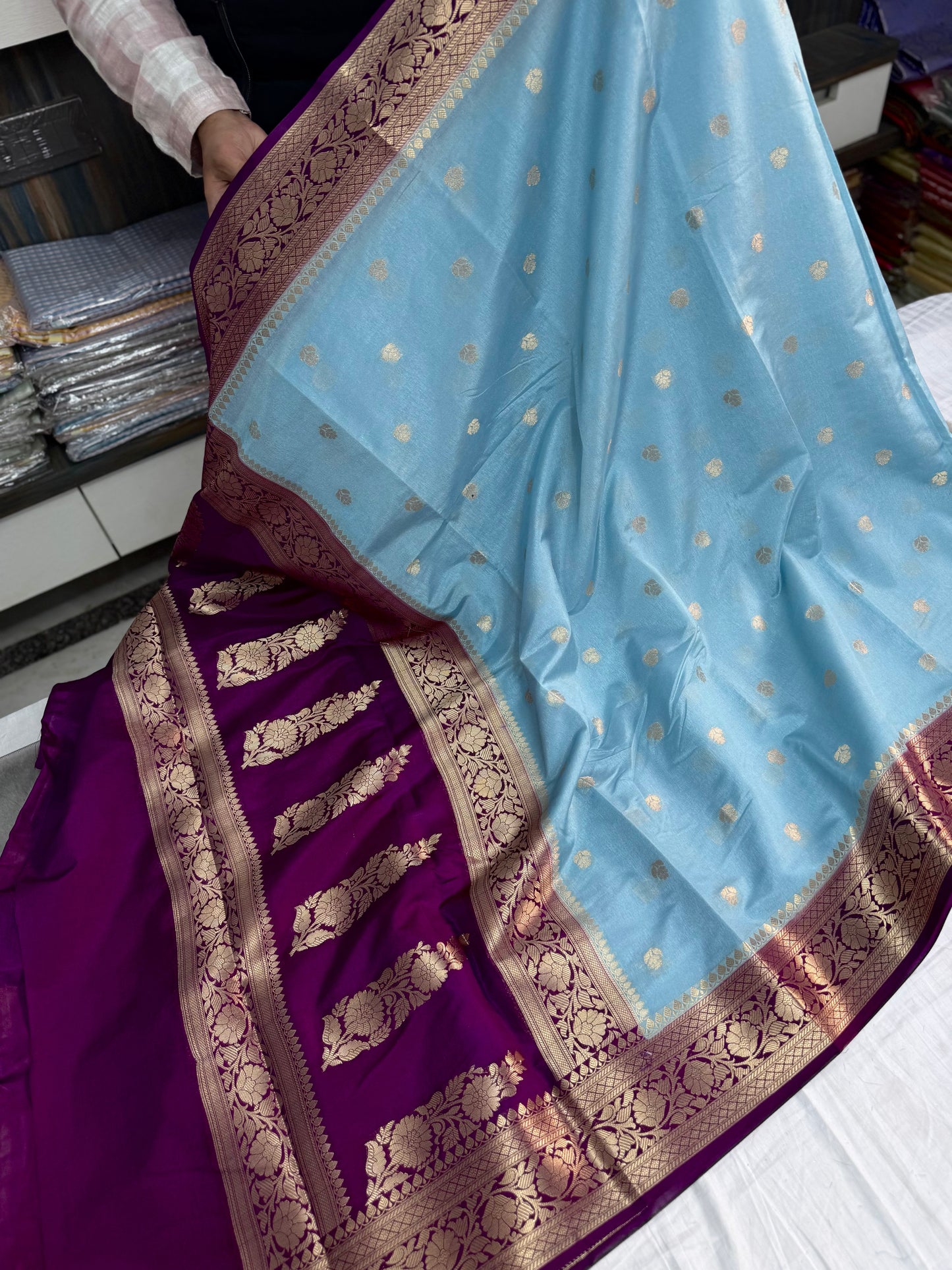 Semi pattu style Rao mango Banarasi’s saree