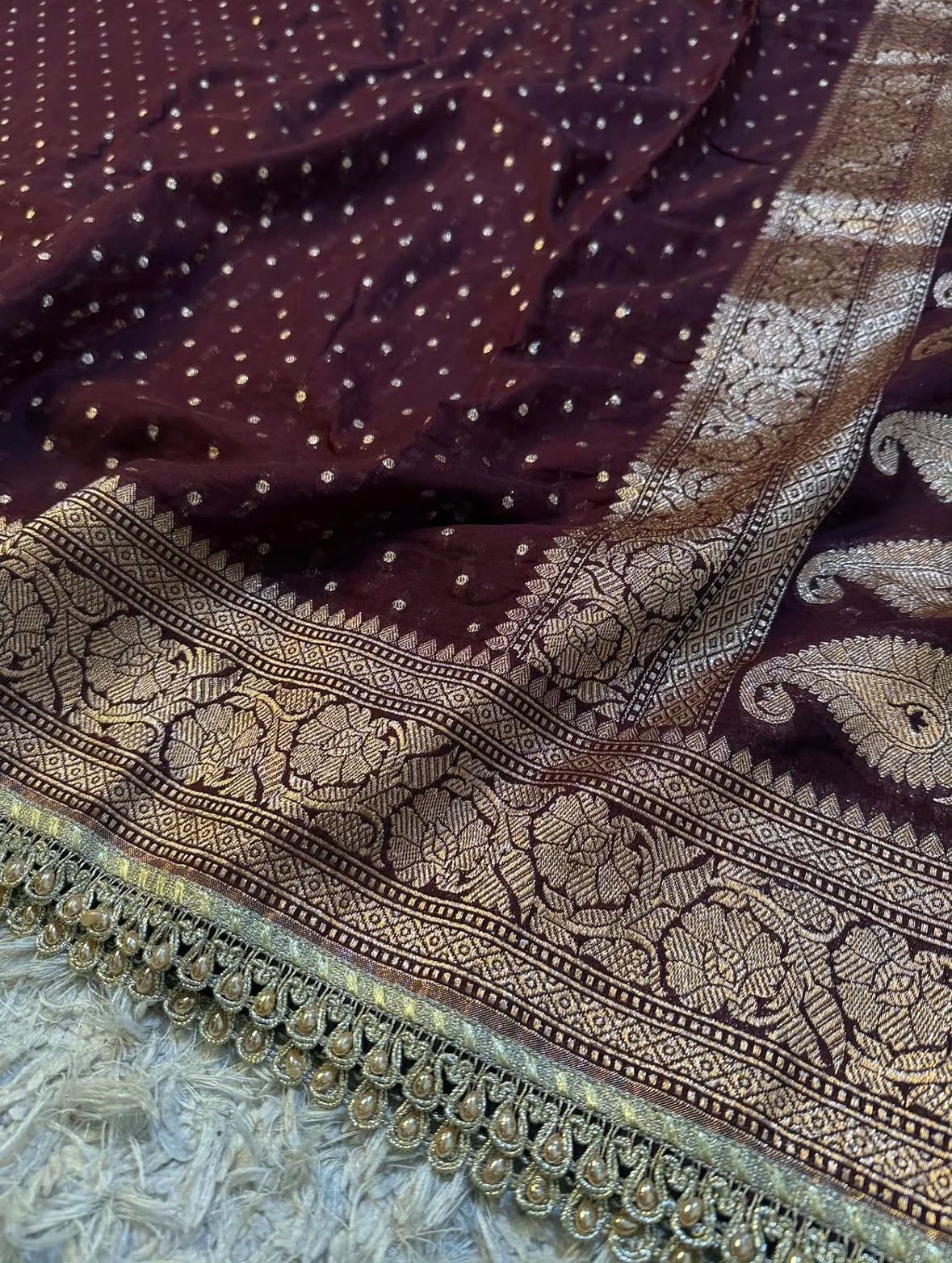 Georgette Banarasi trendy gold zari