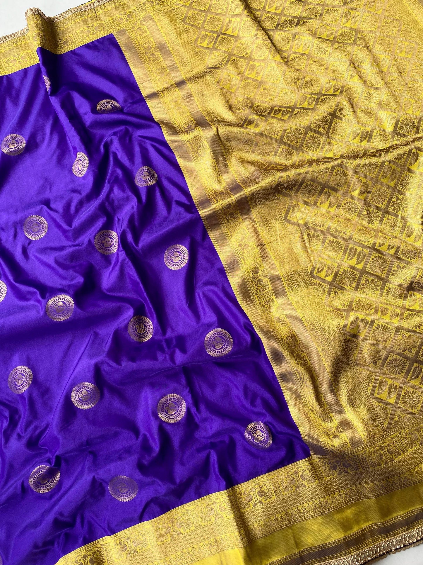 Soft silk sarees with Designer pallu