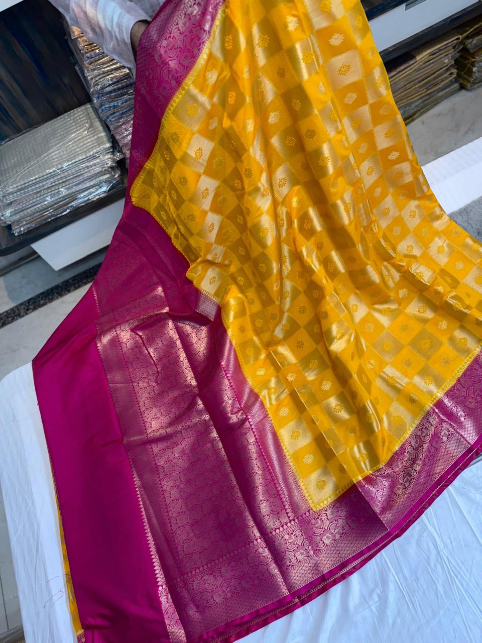 Dupion Pure vintage vibe pattu saree