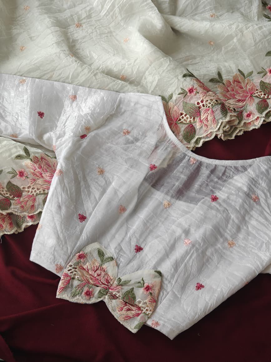 🌸 Where Luxury Meets Craftsmanship – Embroidered Crush Silk Beauty 🌸With Stitched Blouse ✨