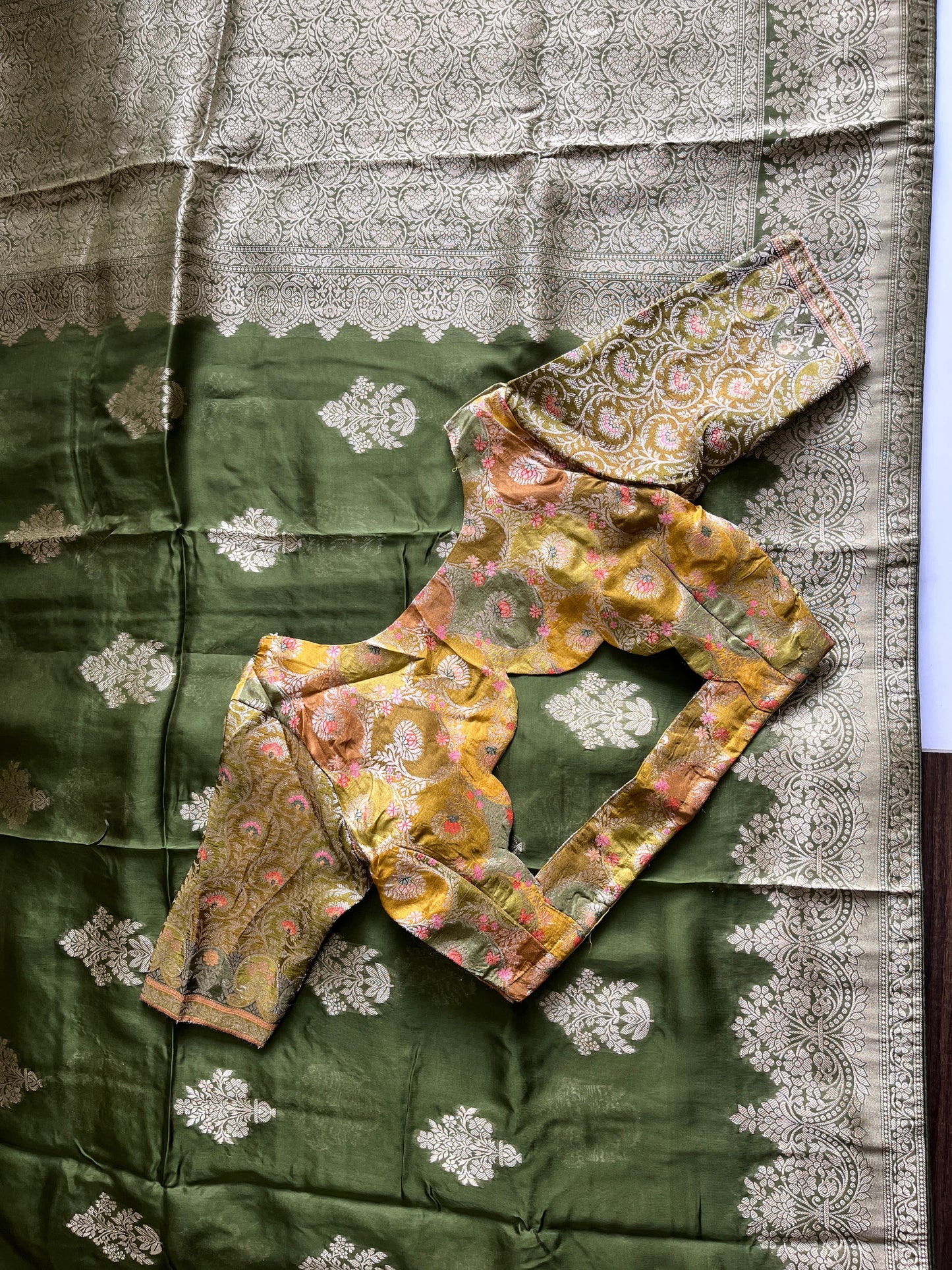 Banarasi Pattu luxe saree with stitched Blouse
