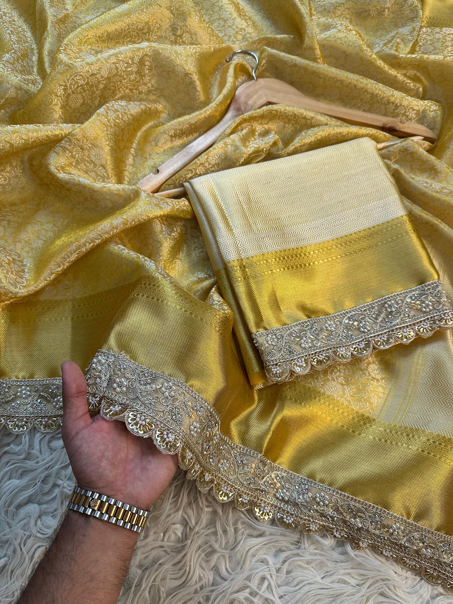 Gold Weaving Kanjivaram Classic sarees