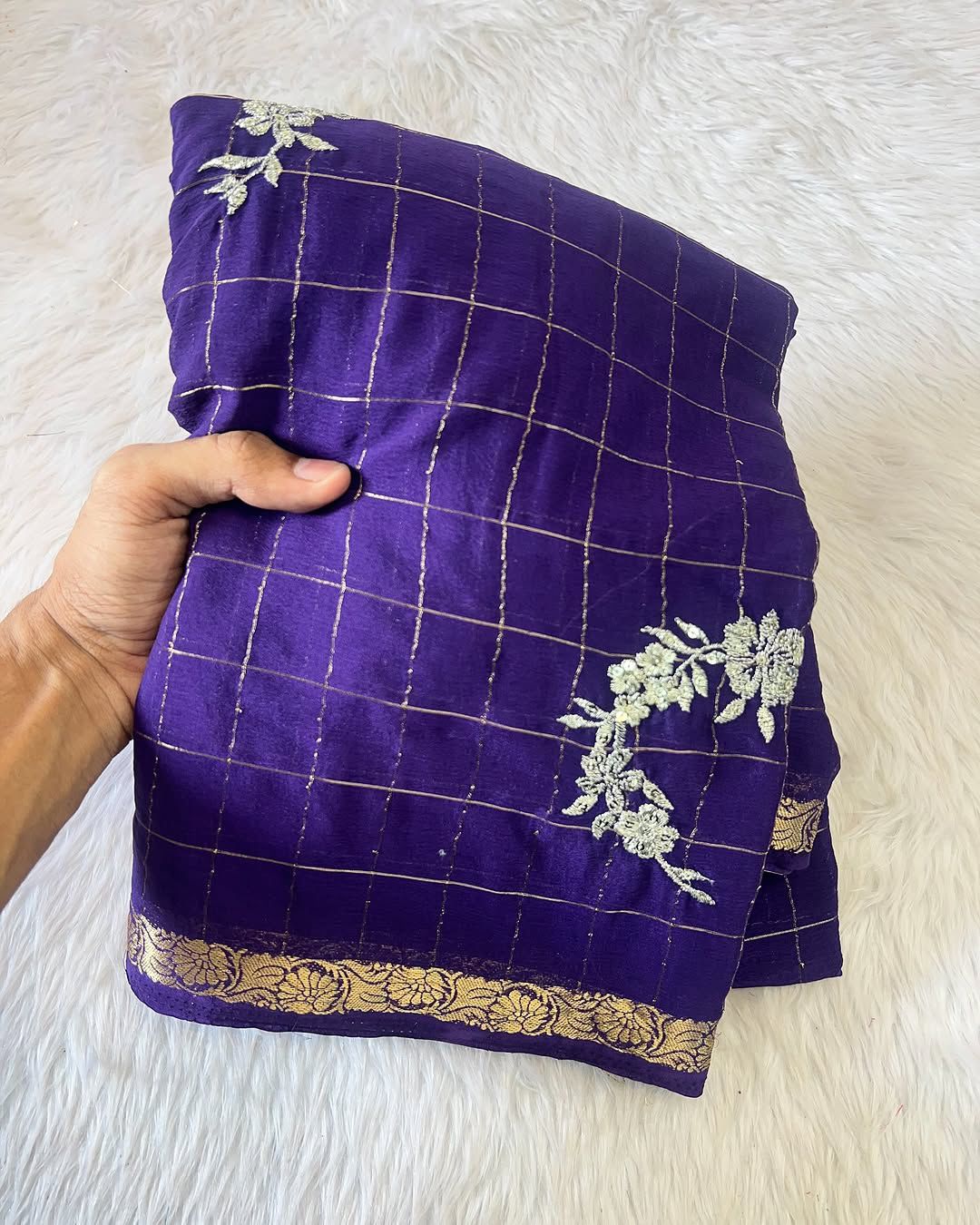 Chinon Viscose Checck Classic sarees