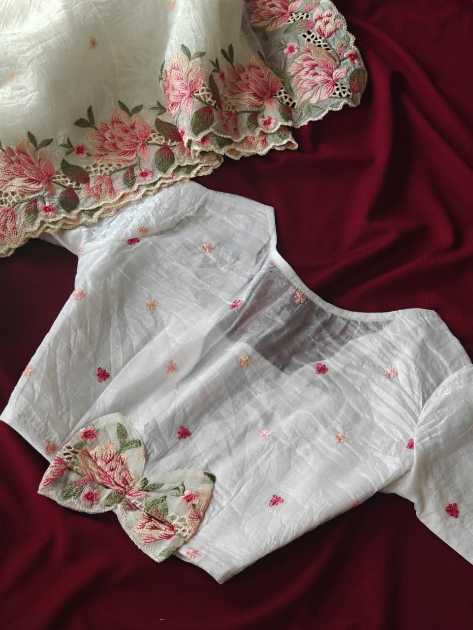🌸 Where Luxury Meets Craftsmanship – Embroidered Crush Silk Beauty 🌸With Stitched Blouse ✨