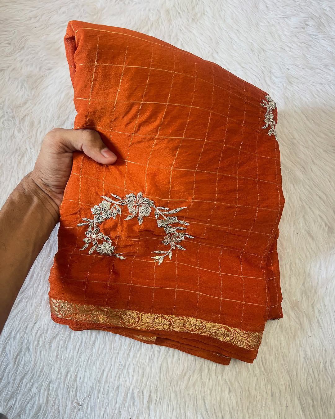 Chinon Viscose Checck Classic sarees