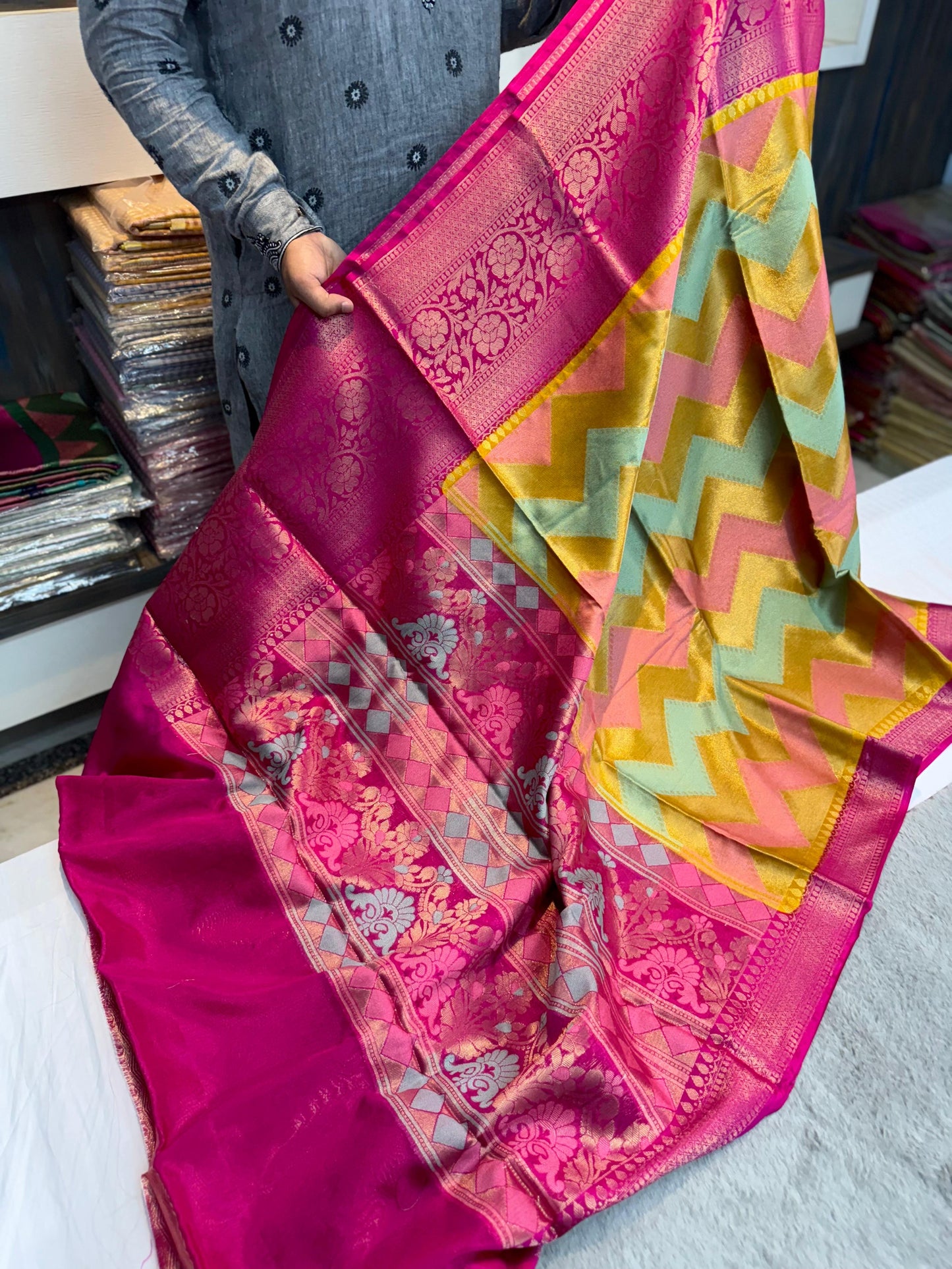 Banarasi Dybl Katan soft silk Festival budget collection
