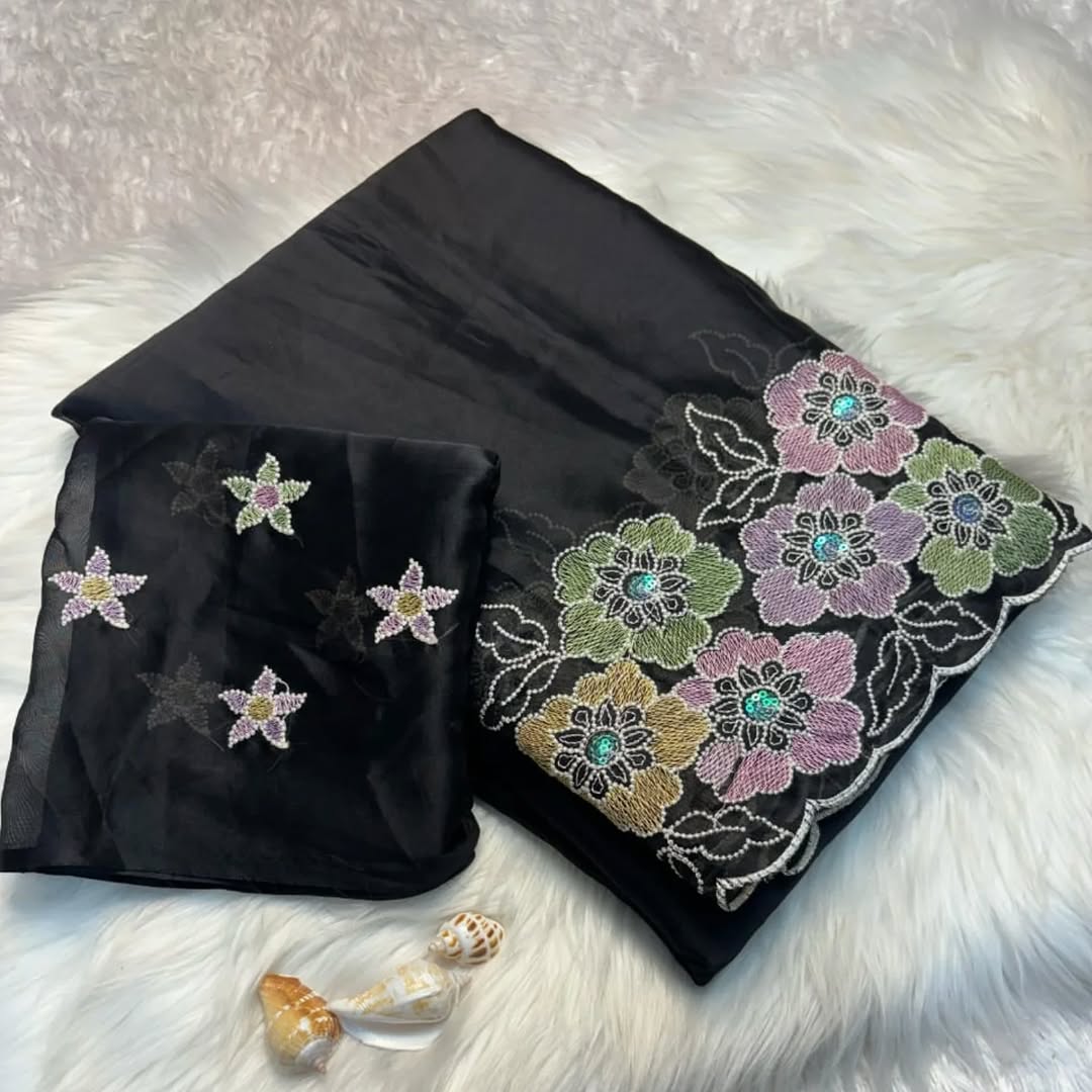 Pure Rangoli Embroidery Work And
Therd Work And flower Saree With Heavy Fancy Embroidery Work Blouse*