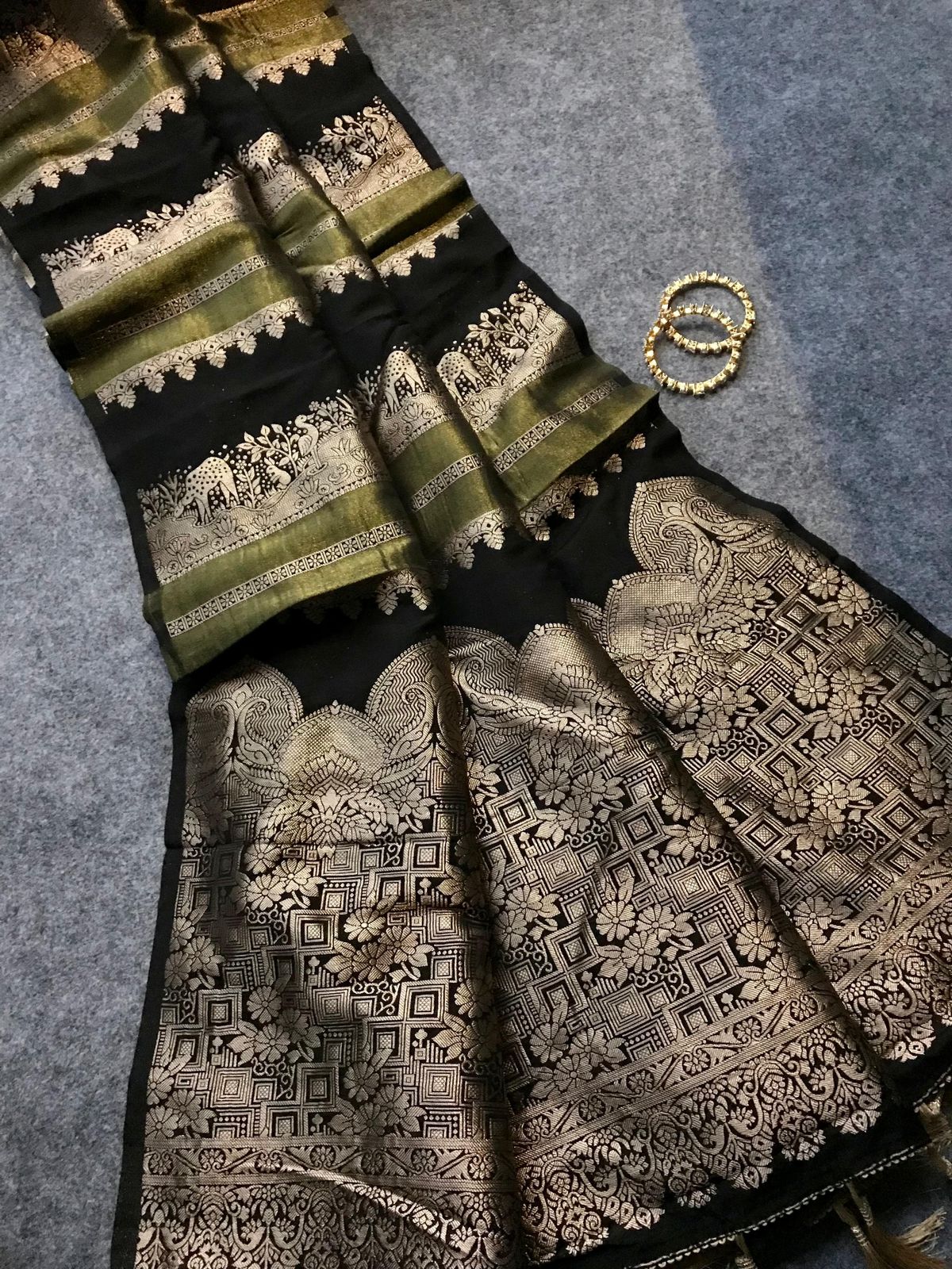 Trendy Khadi Georgette semi soft saree