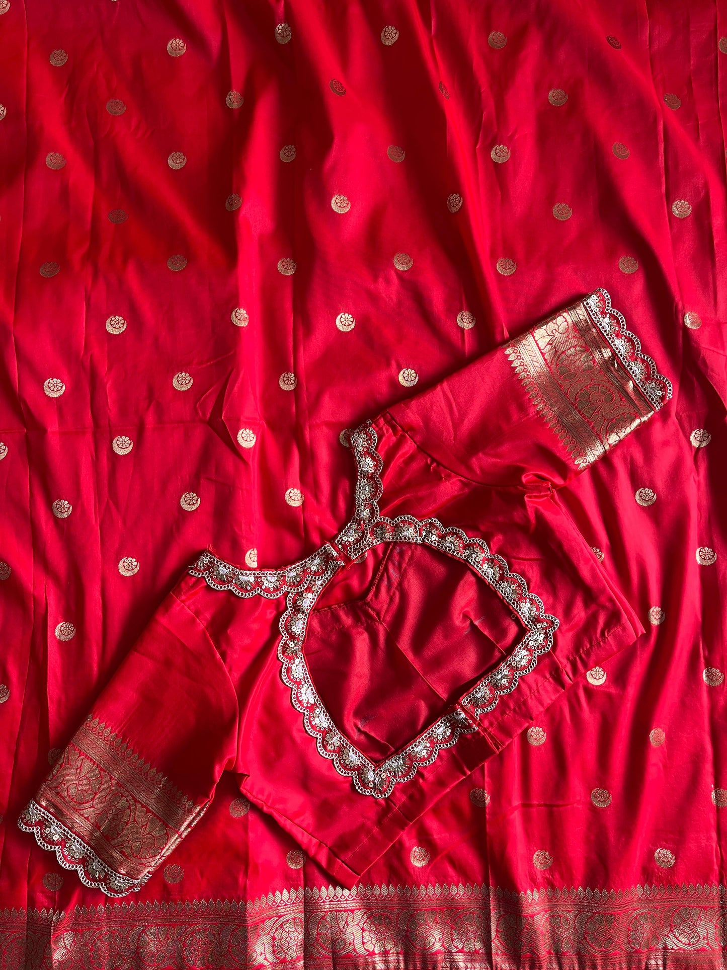 Banarasi Pattu saree With stitched Blouse